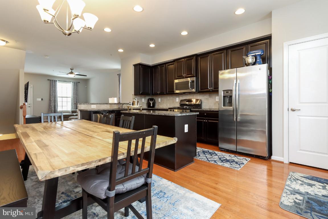 PARKSIDE - Residential