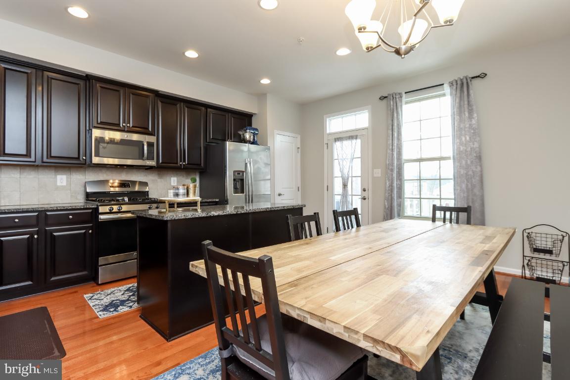 PARKSIDE - Residential