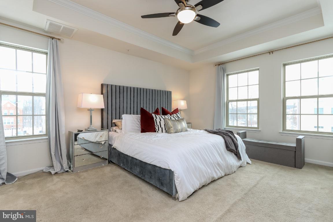 PARKSIDE - Residential