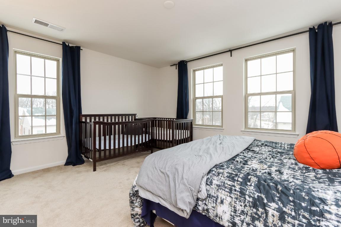 PARKSIDE - Residential