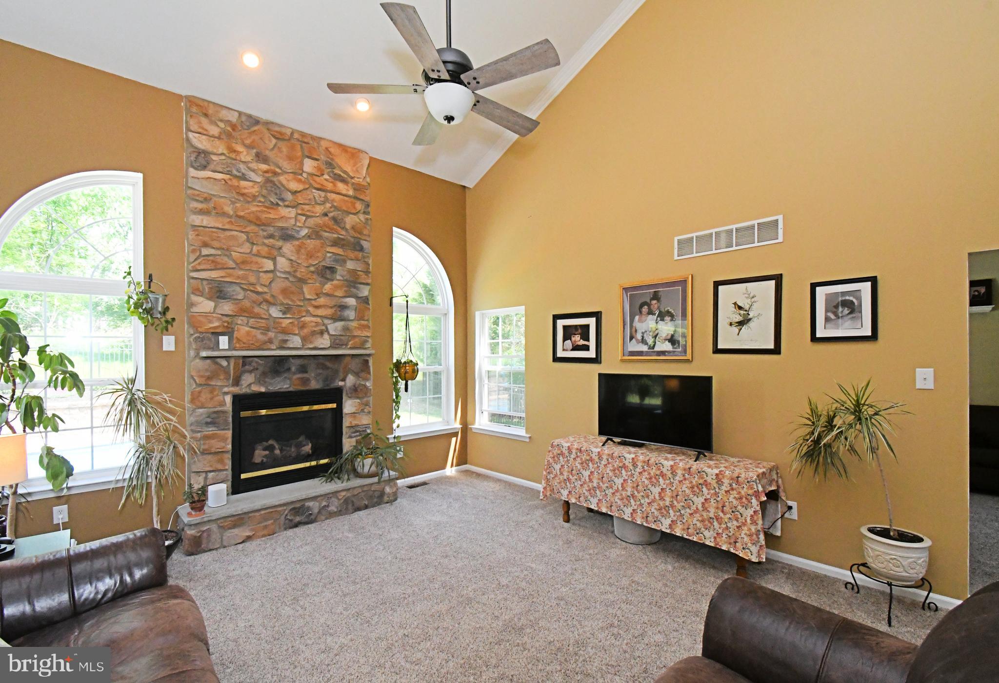 REDSTONE WOODS - Residential