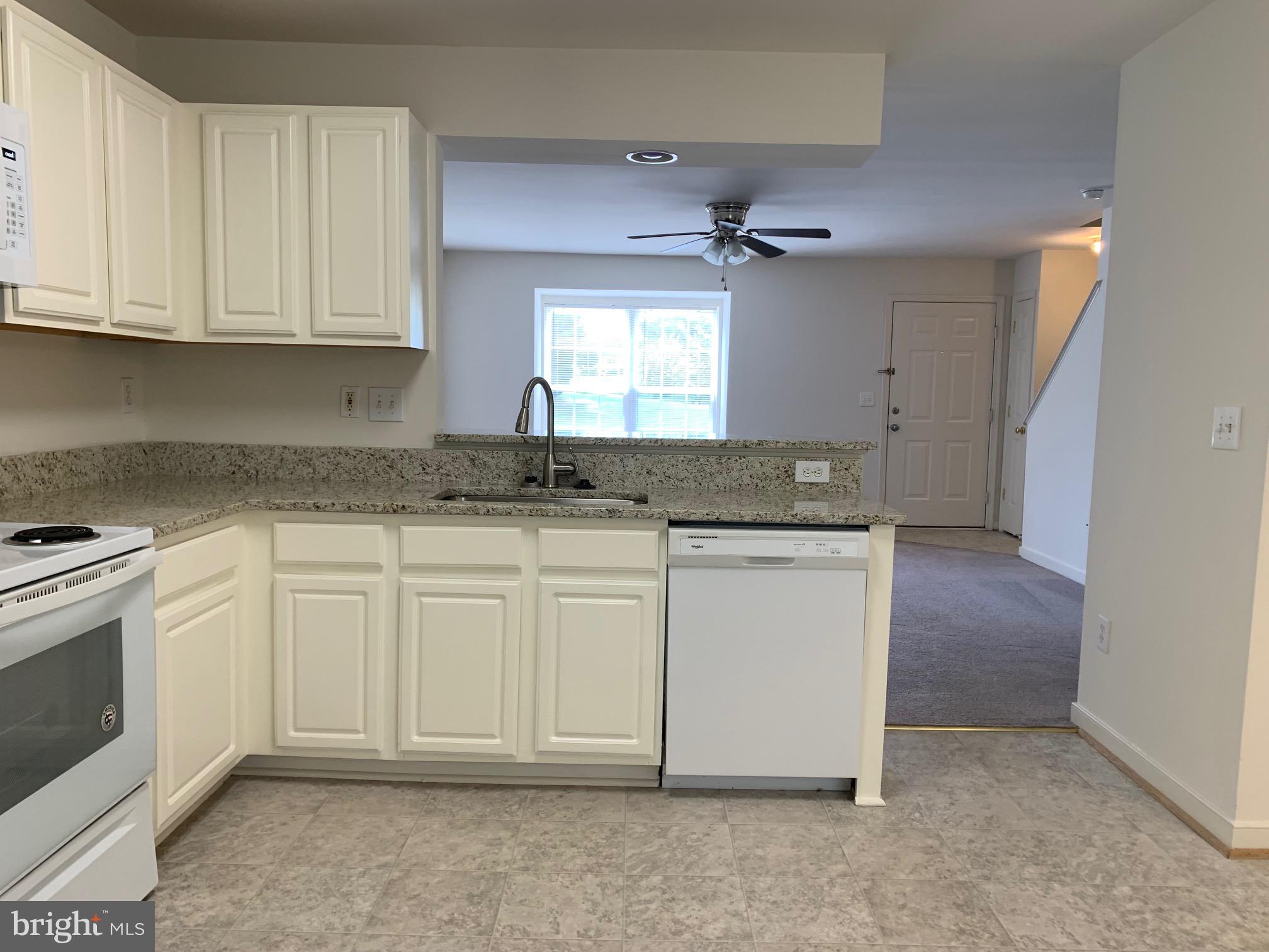 STONE RIVER - Residential Lease