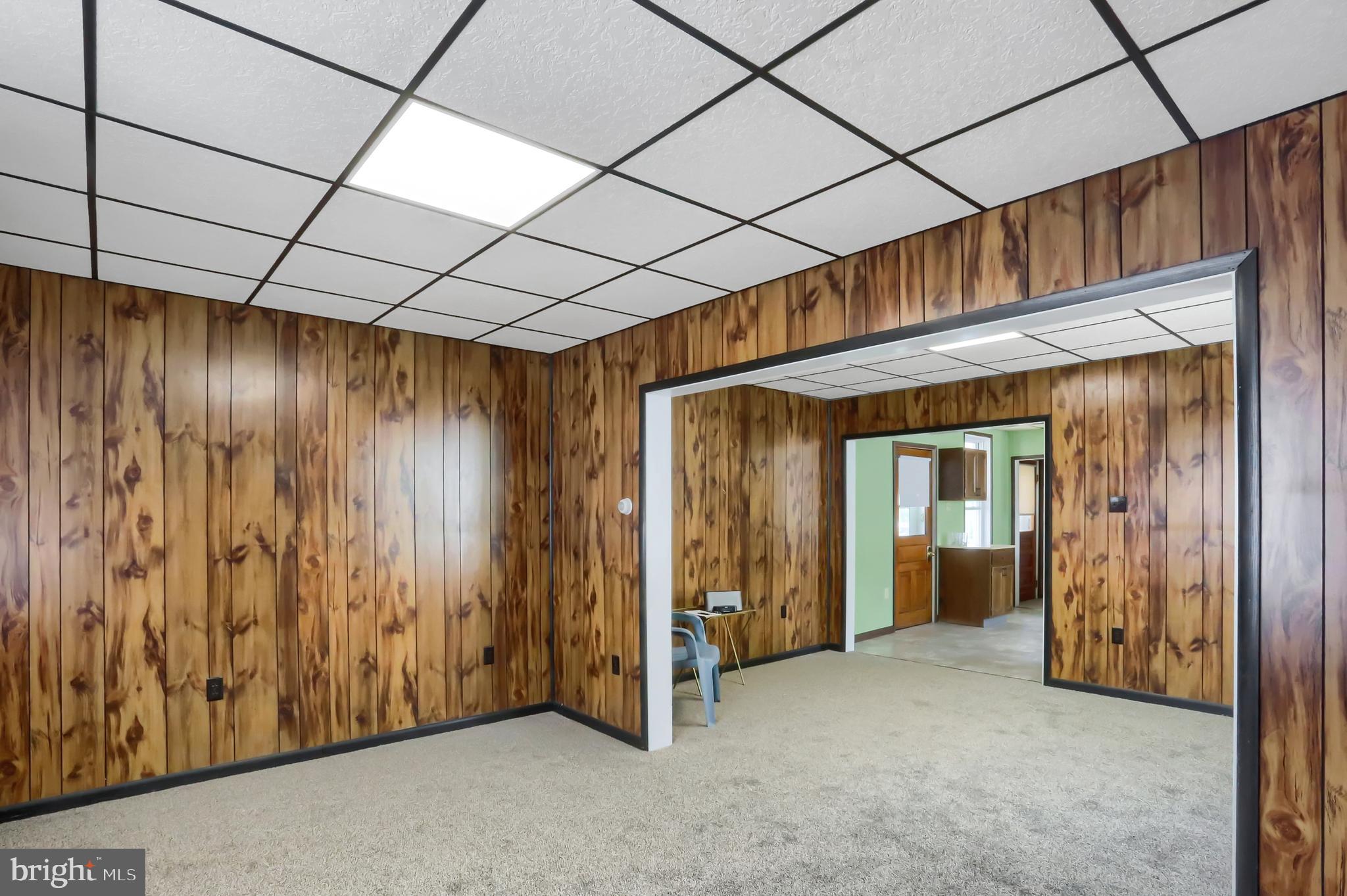 WILLIAMSTOWN - Residential