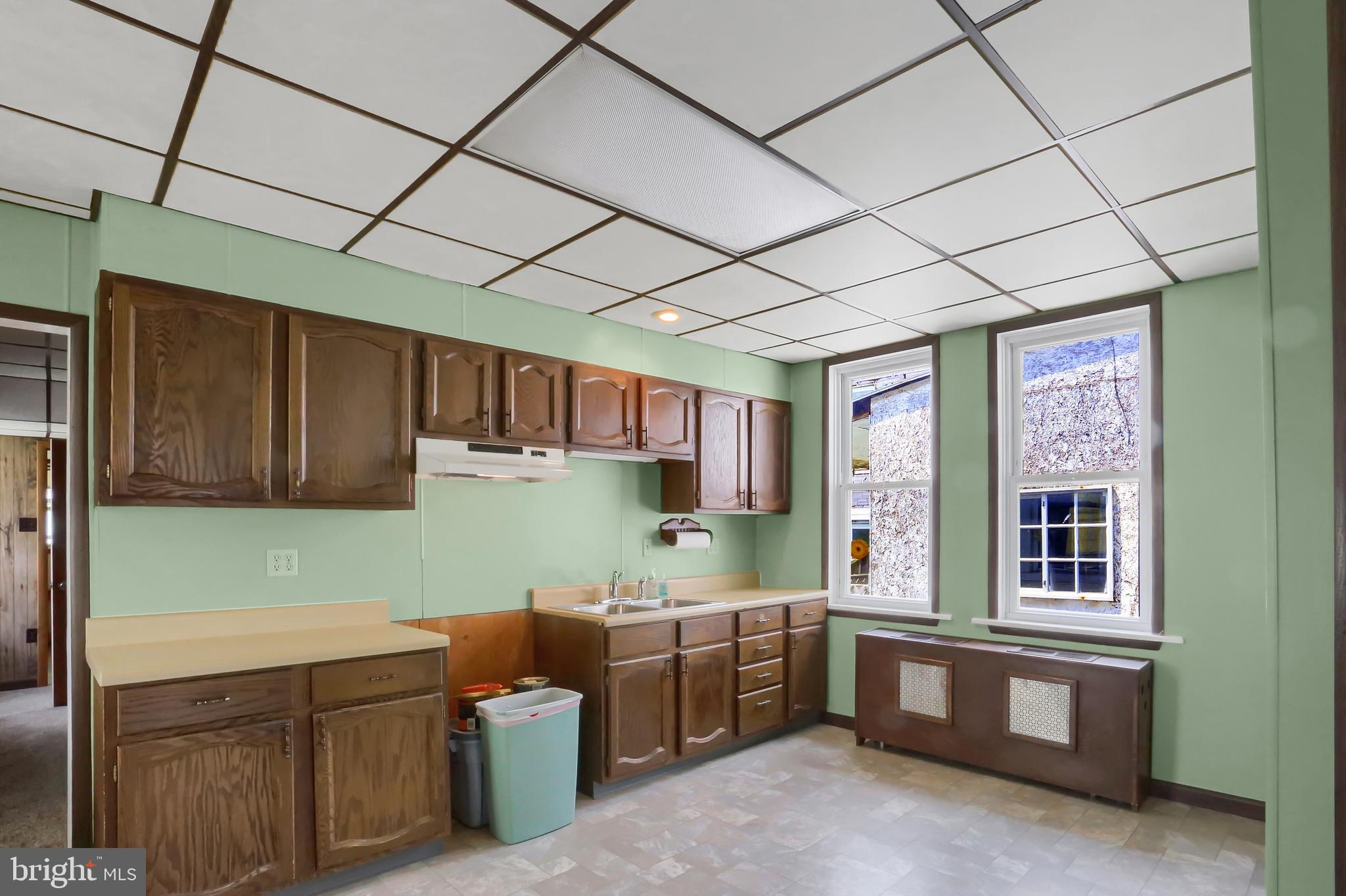 WILLIAMSTOWN - Residential