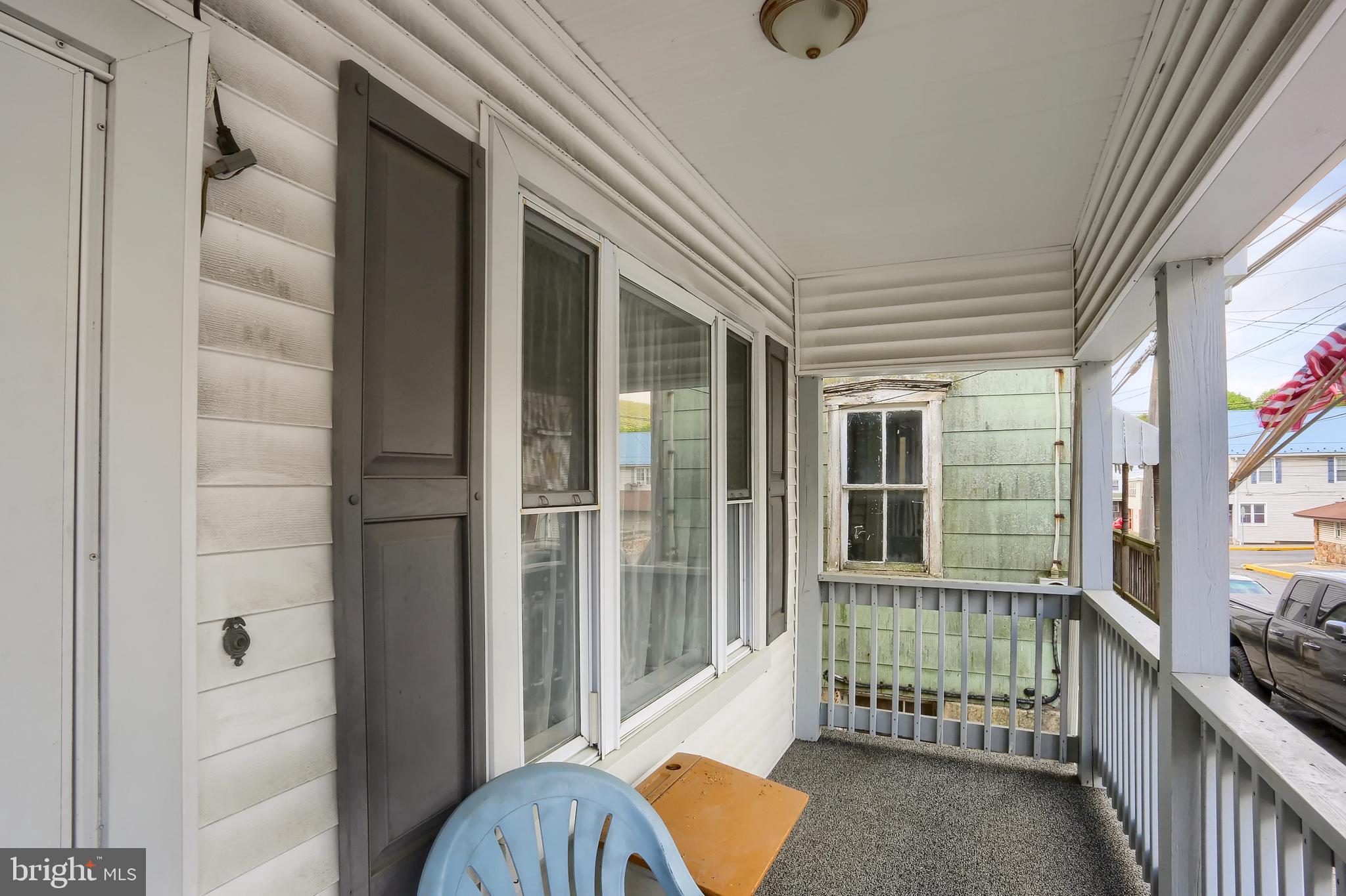 WILLIAMSTOWN - Residential