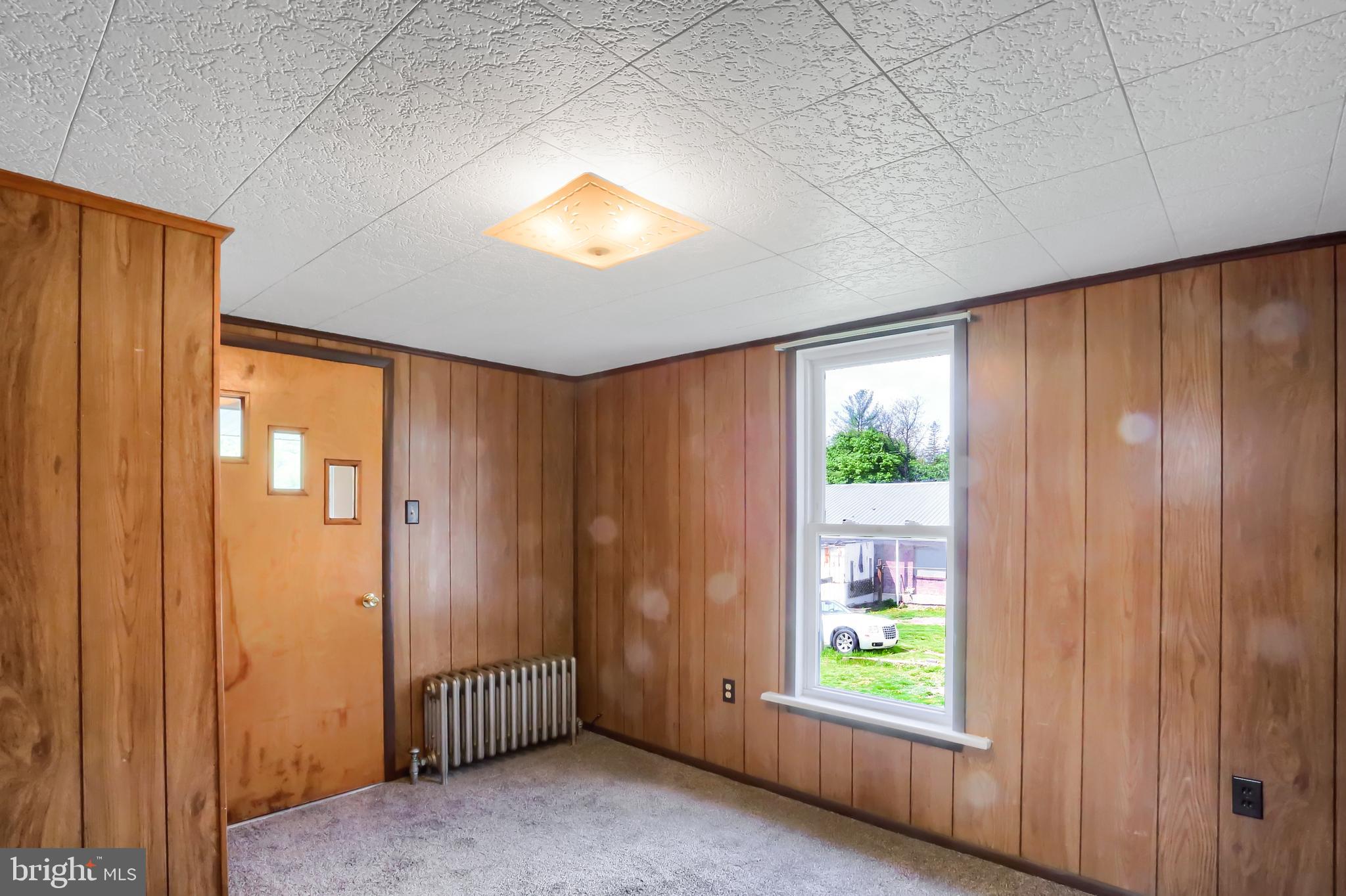 WILLIAMSTOWN - Residential