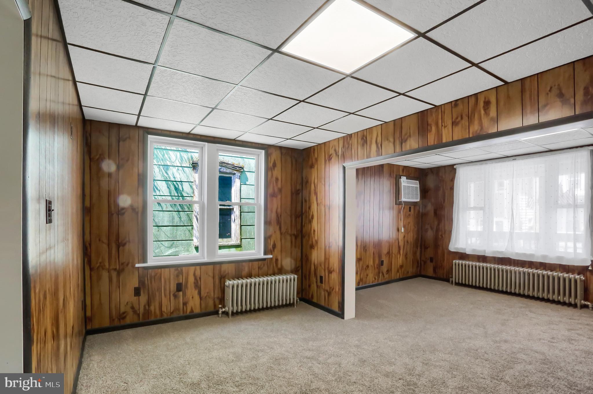 WILLIAMSTOWN - Residential