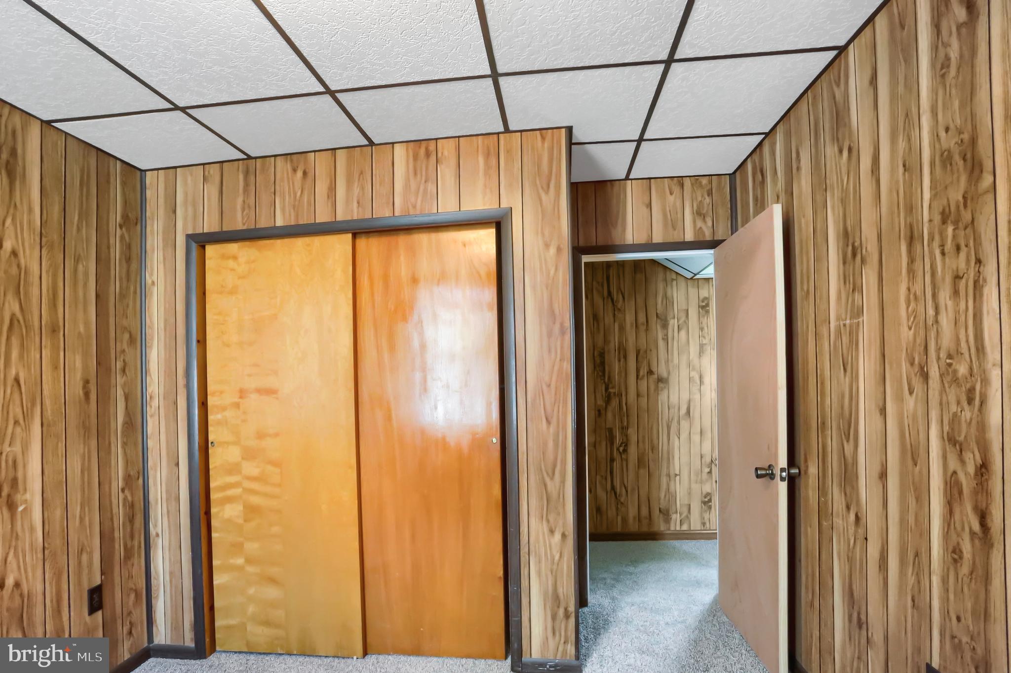 WILLIAMSTOWN - Residential