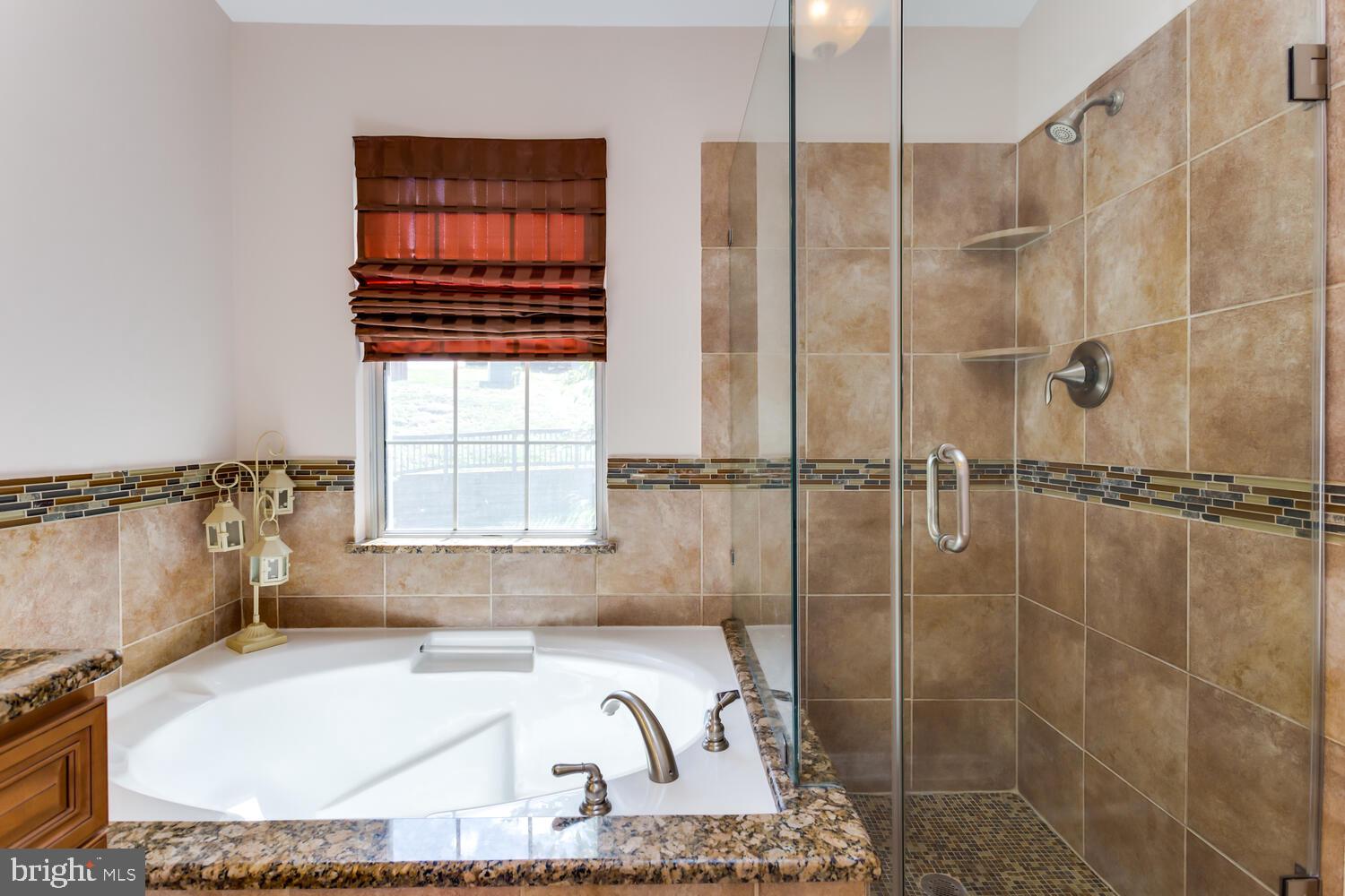 RIVER OAKS - Residential