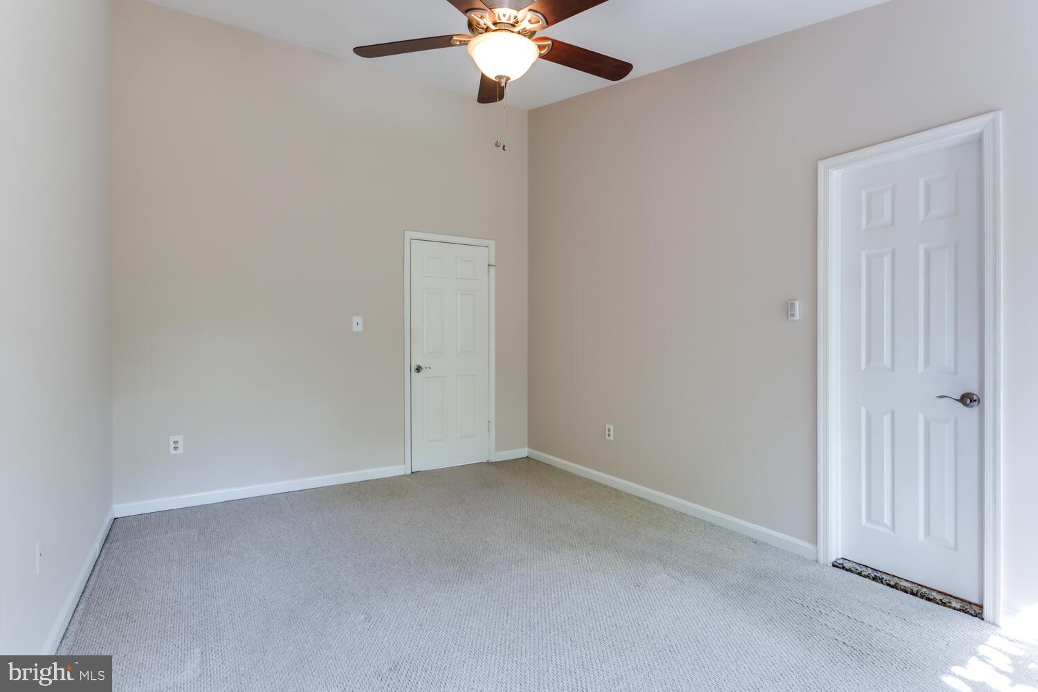 RIVER OAKS - Residential