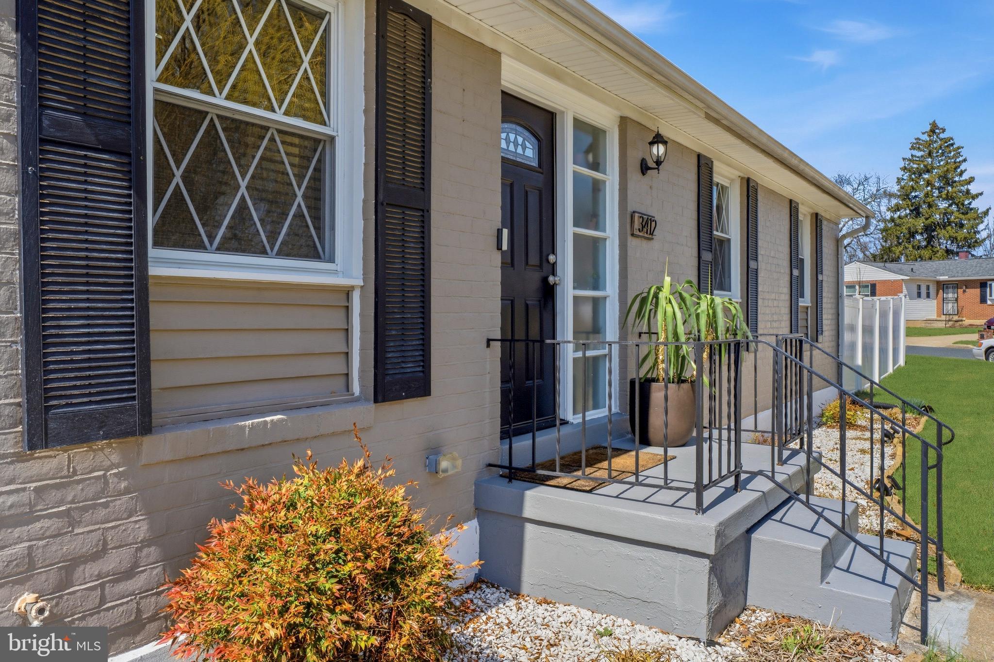 MAYFIELD - Residential