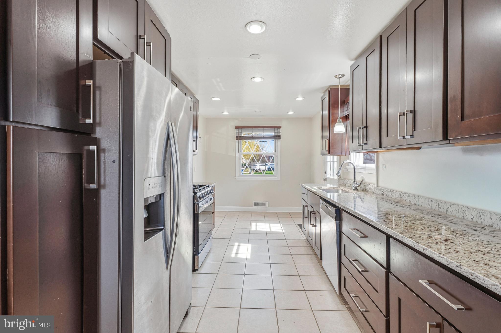 MAYFIELD - Residential