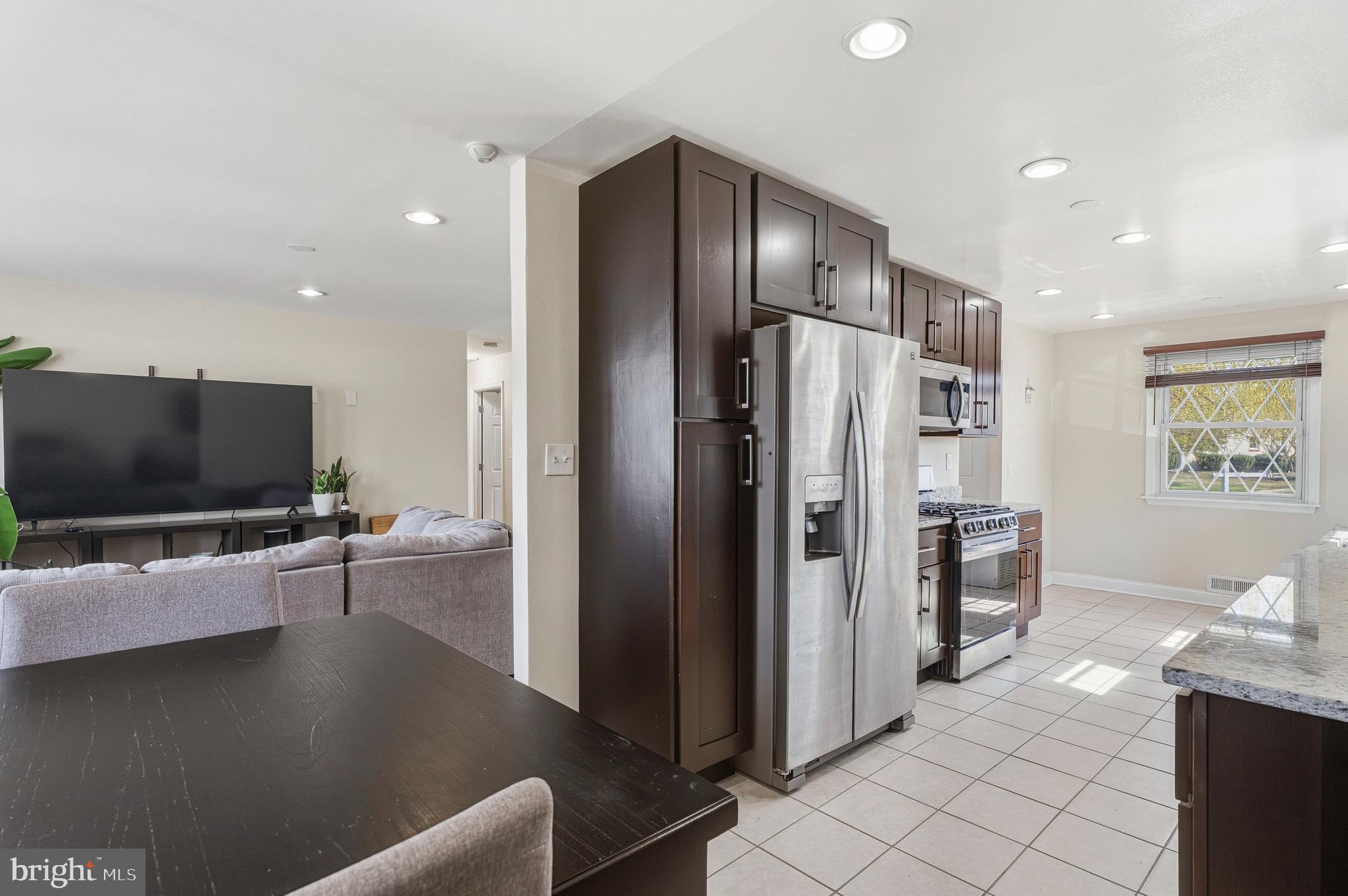 MAYFIELD - Residential