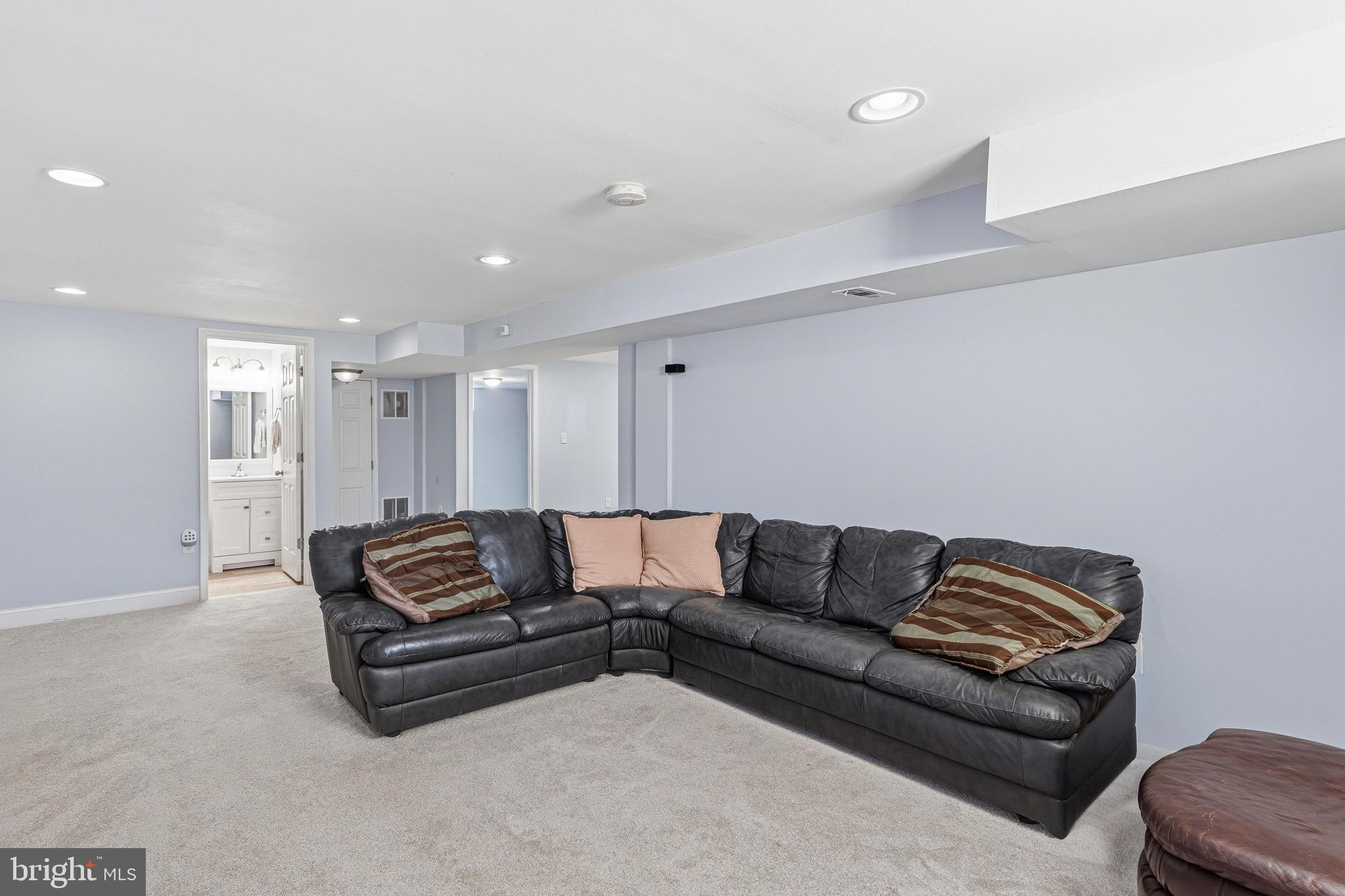 MAYFIELD - Residential