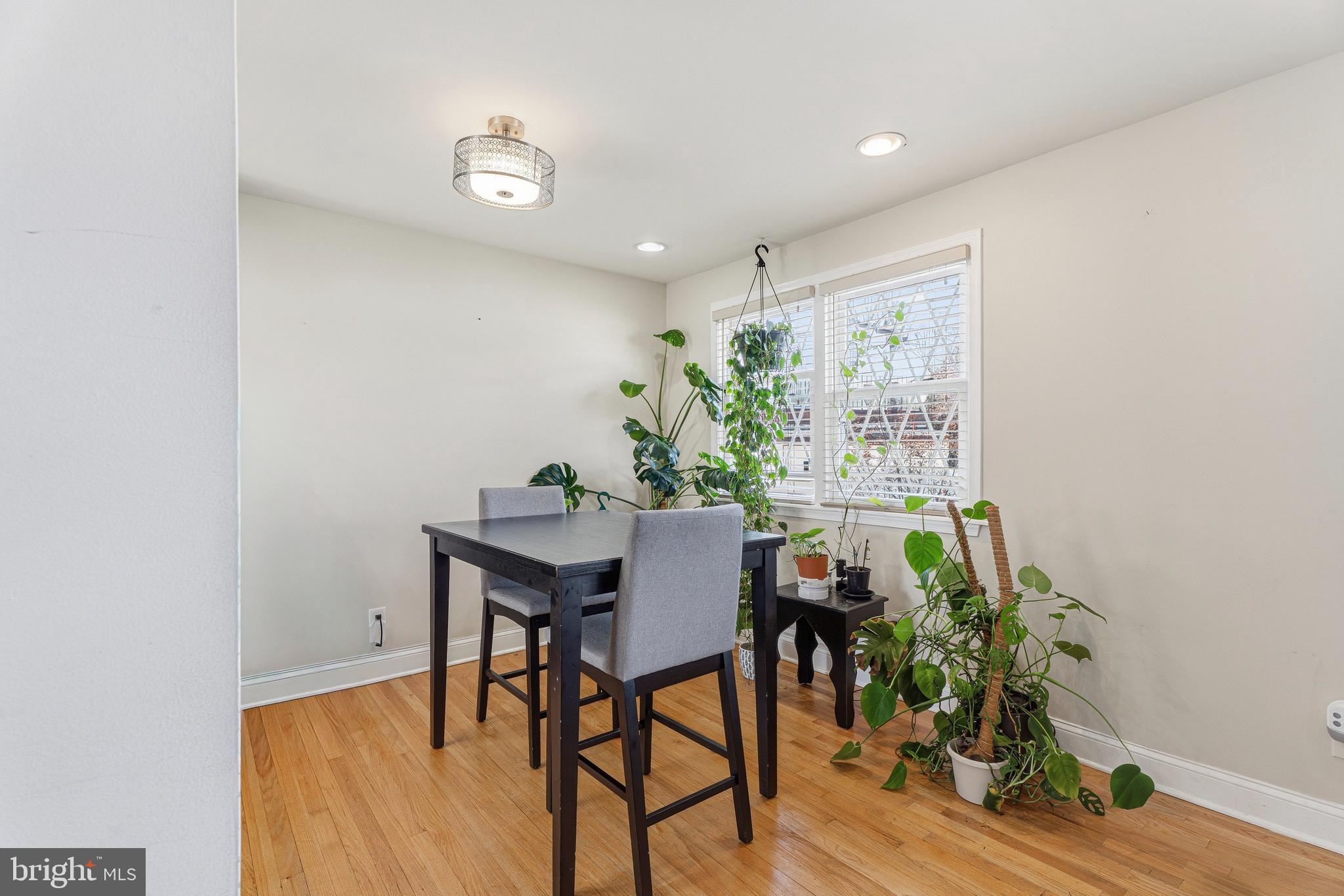 MAYFIELD - Residential