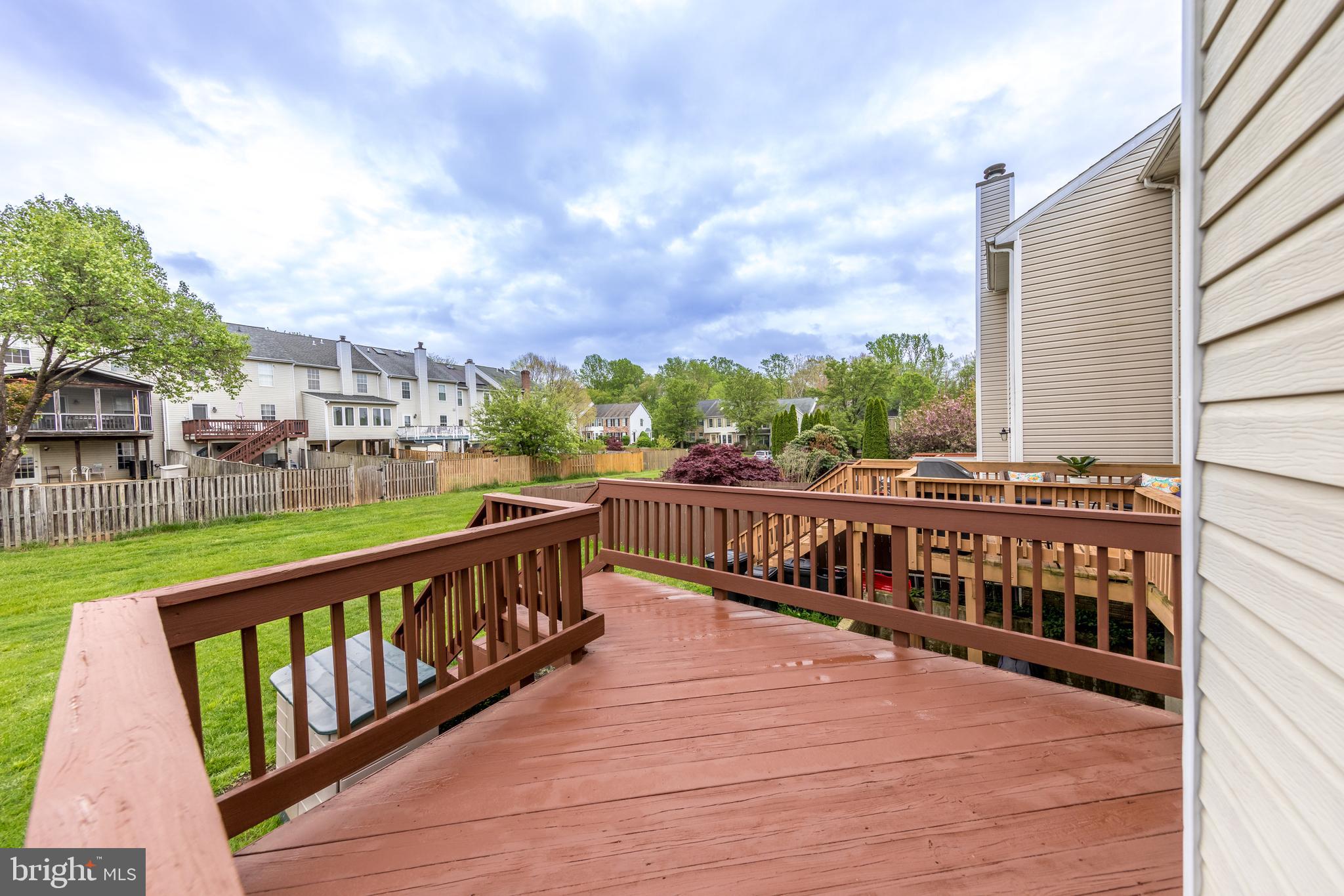 COUNTRY WALK - Residential Lease