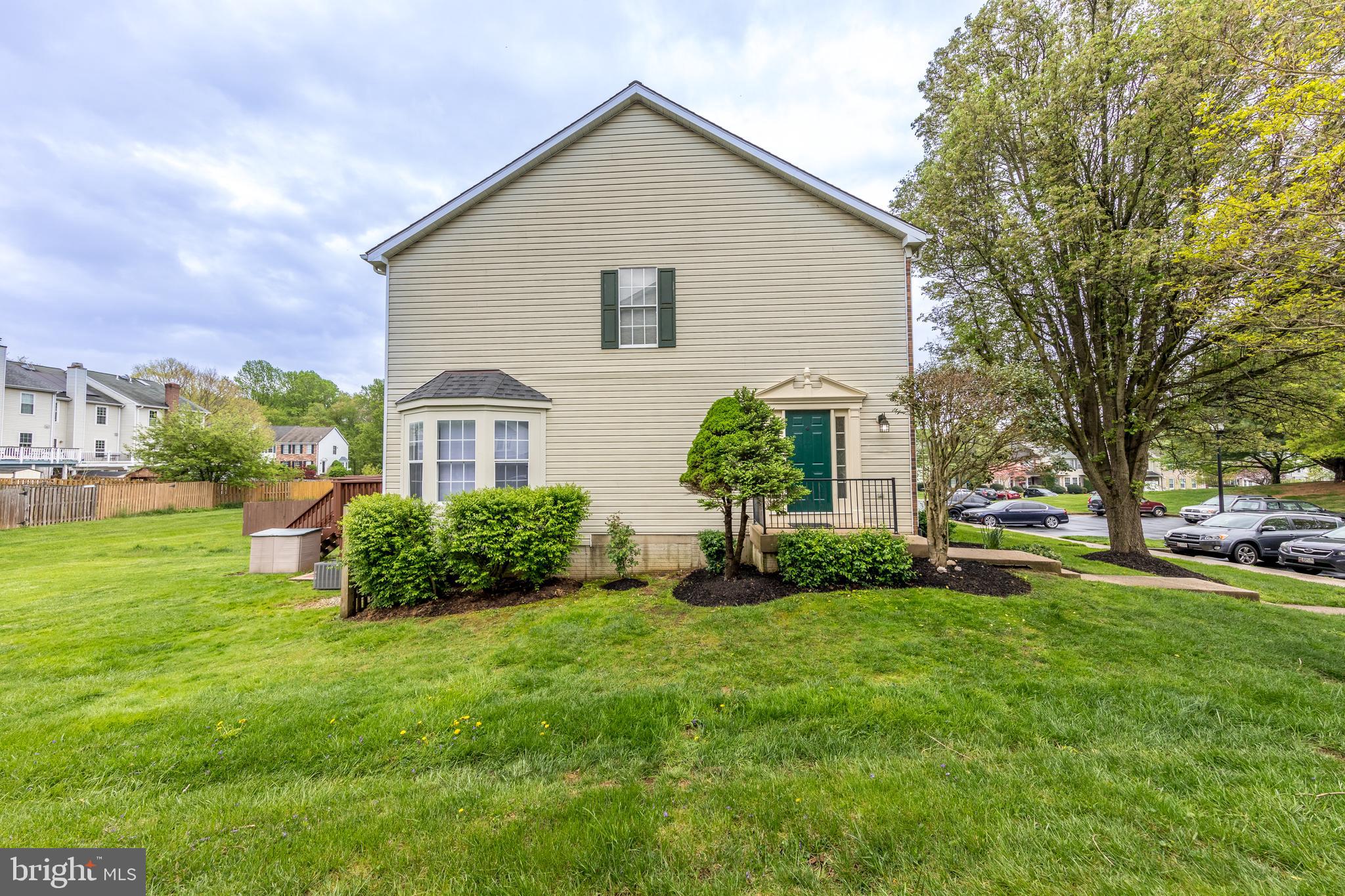 COUNTRY WALK - Residential Lease