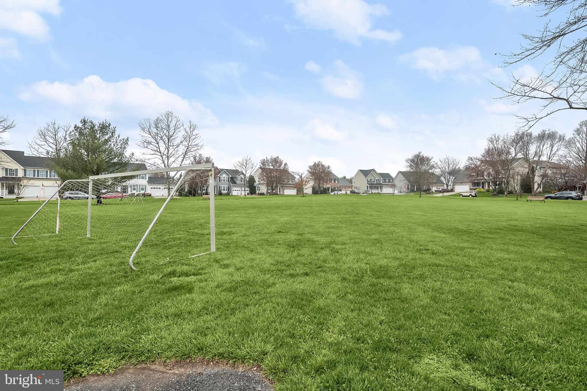 HAWK RIDGE FARM - Residential