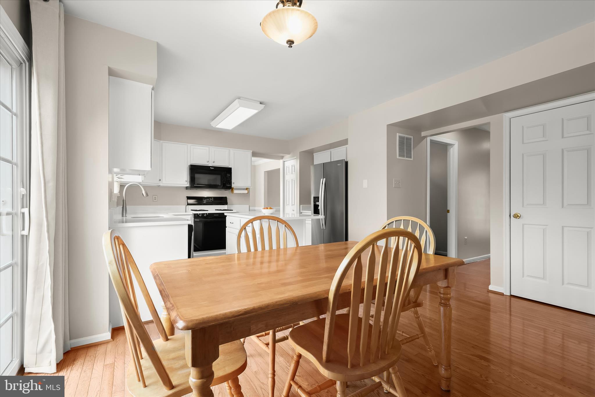 HAWK RIDGE FARM - Residential