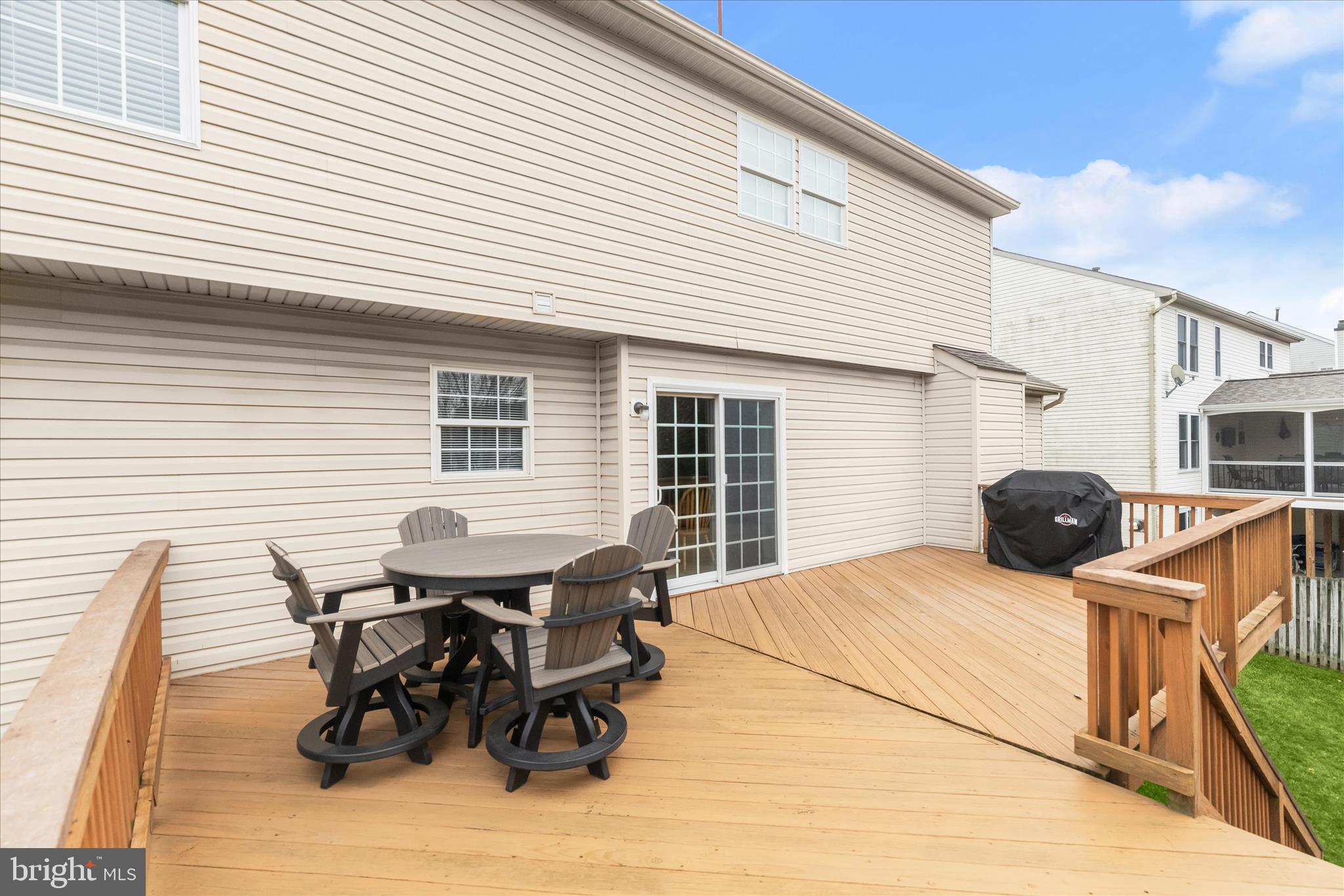 HAWK RIDGE FARM - Residential