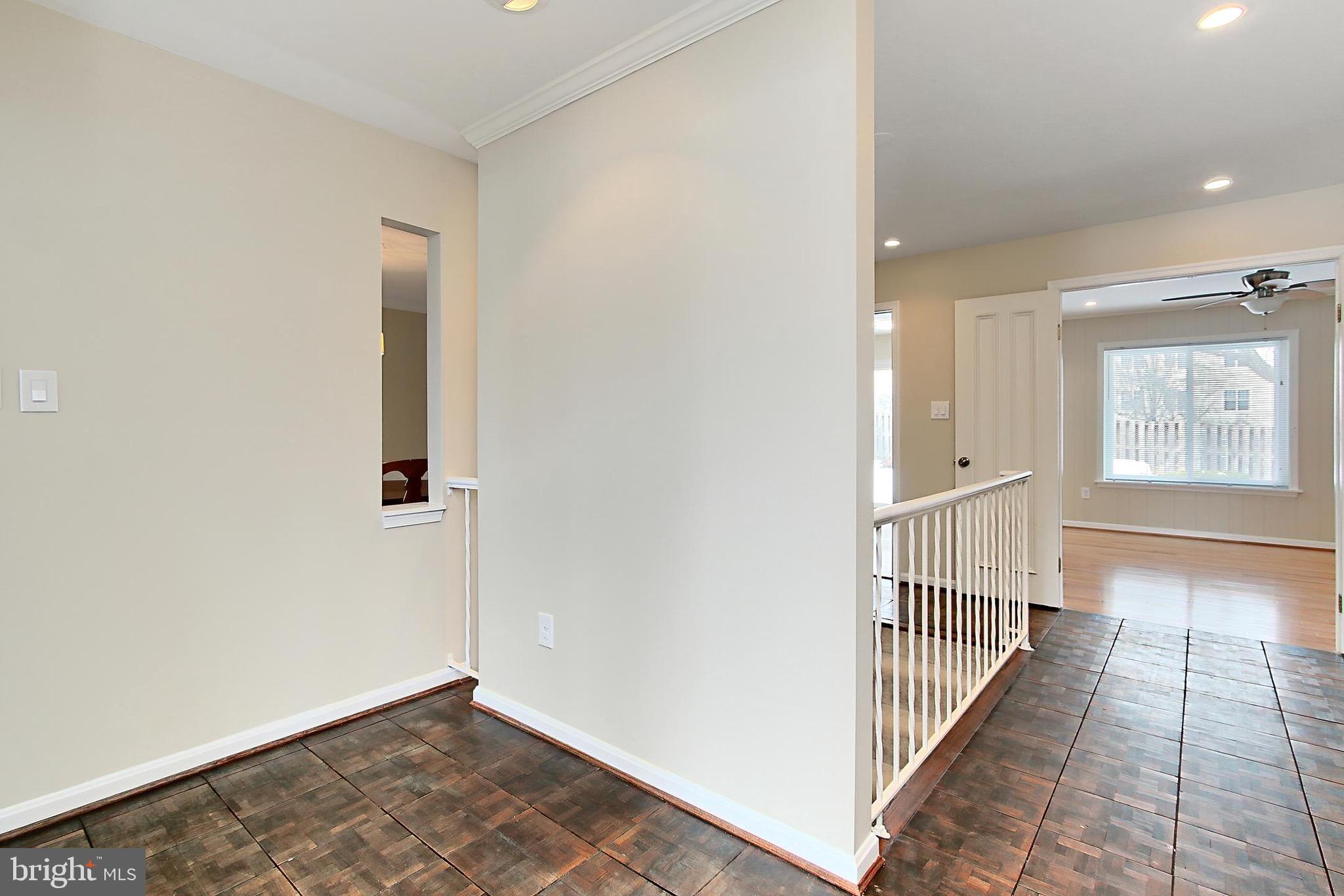 2804 OAKTON MANOR COURT