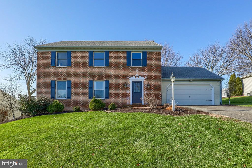 Photo of 186 NORTHRIDGE DR, LANDISVILLE, PA 17538 (MLS # PALA2028706)