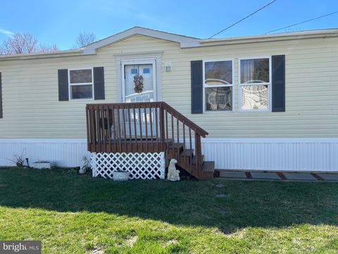 Mobile Home For Sale - 22 Finch Street<br/> BROWNS MILLS, NJ 08015