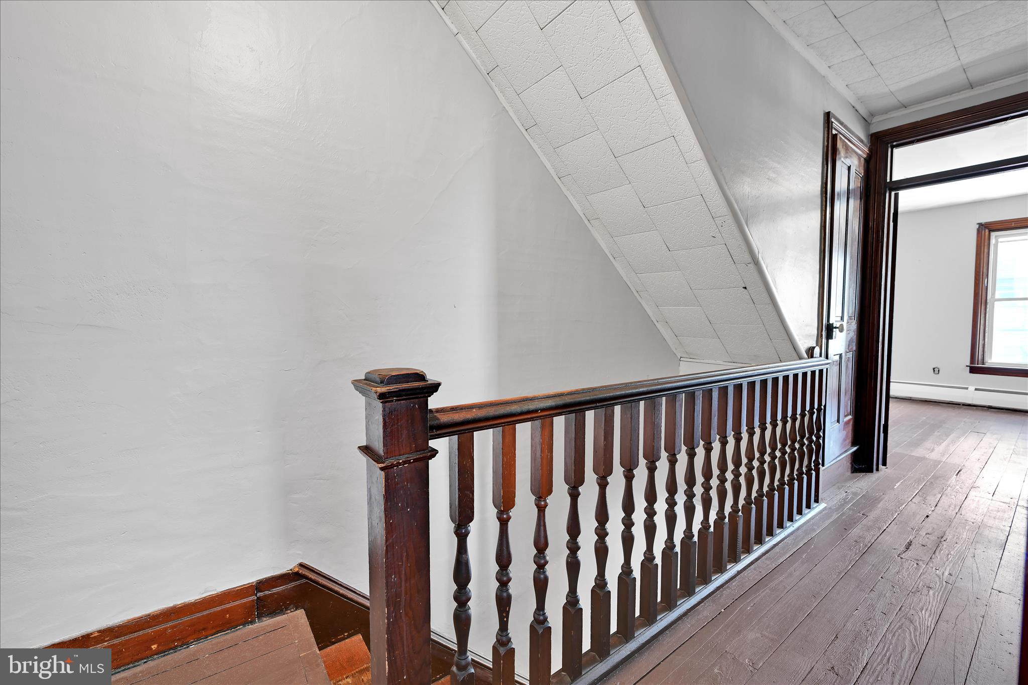 PINE GROVE - Residential