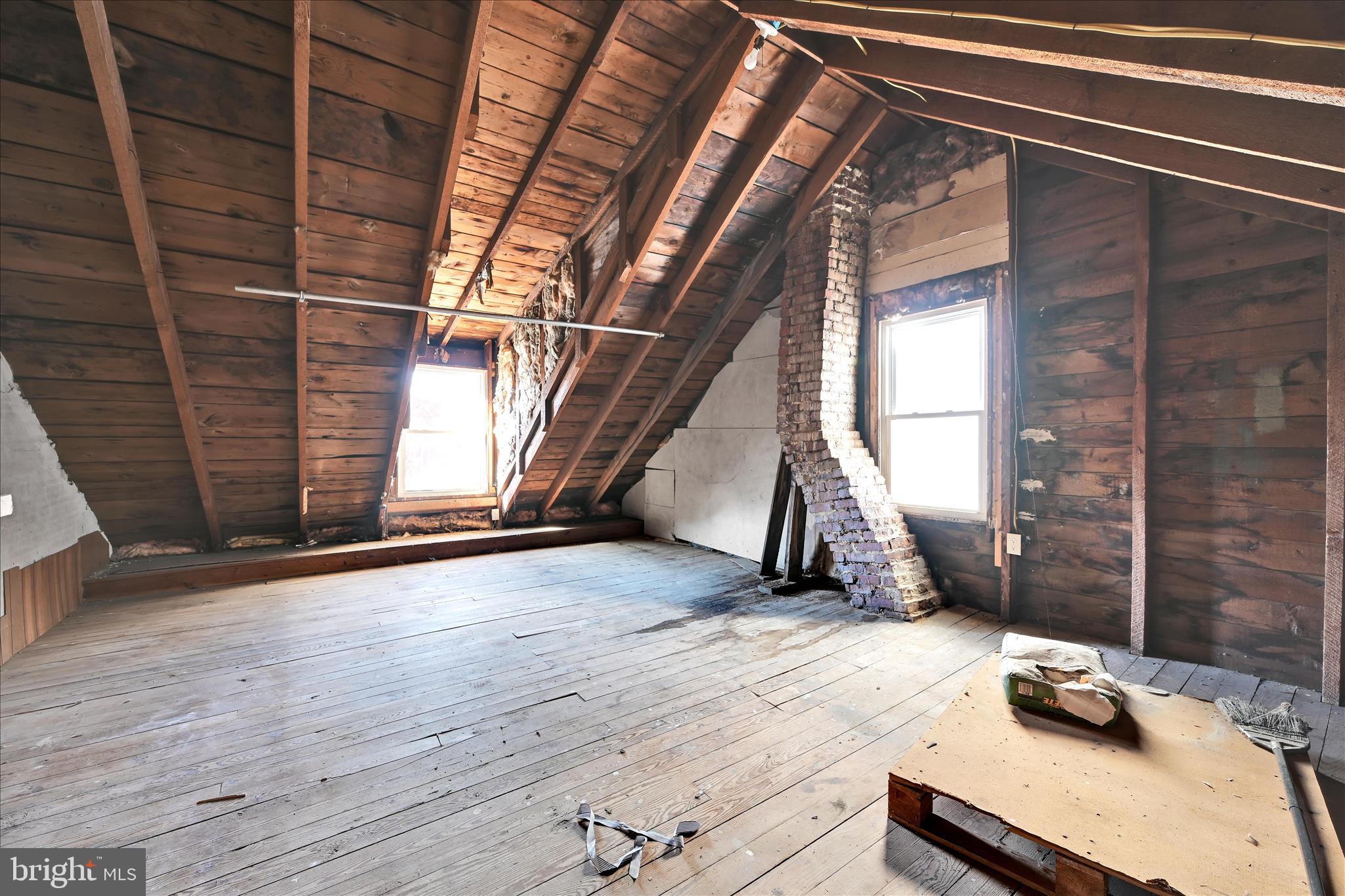 PINE GROVE - Residential