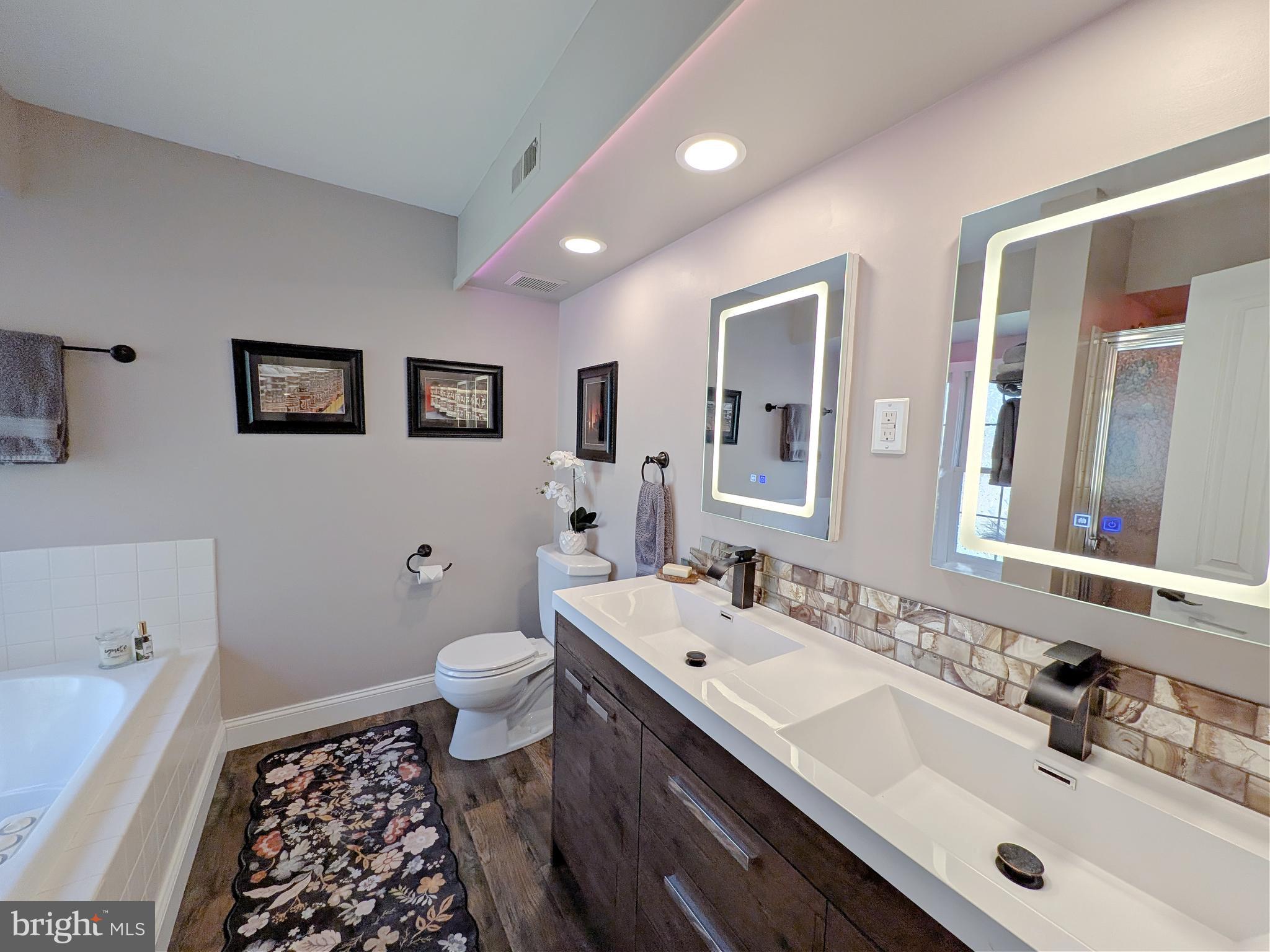 WORMANS MILL - Residential