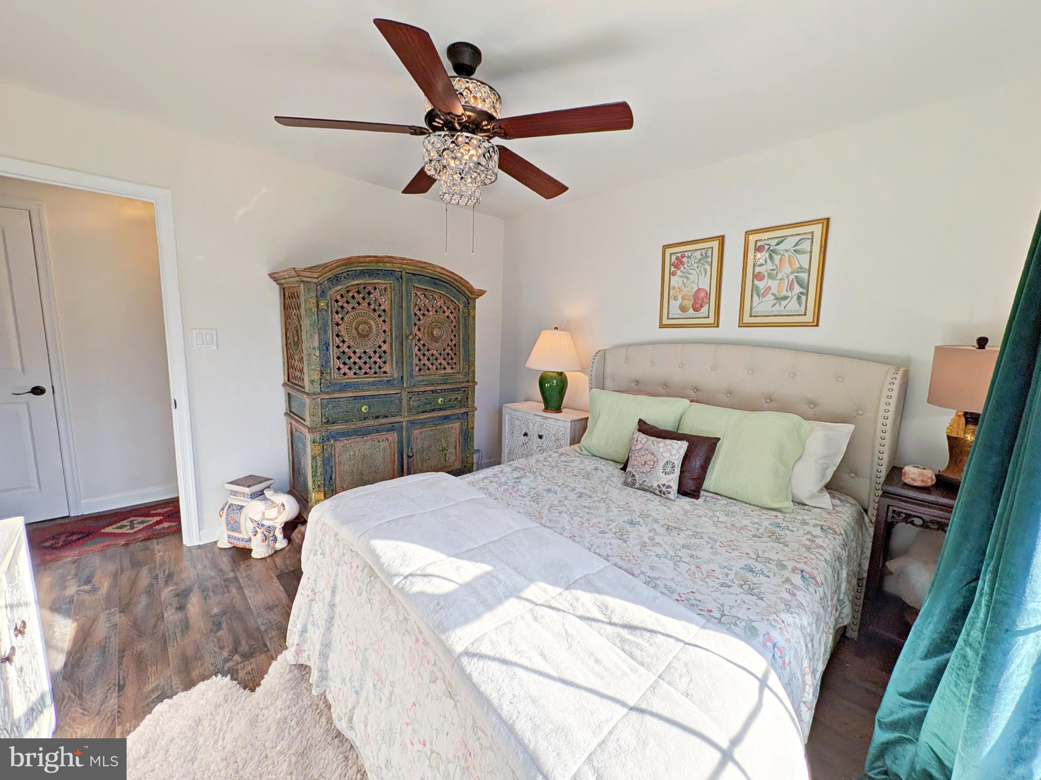 WORMANS MILL - Residential