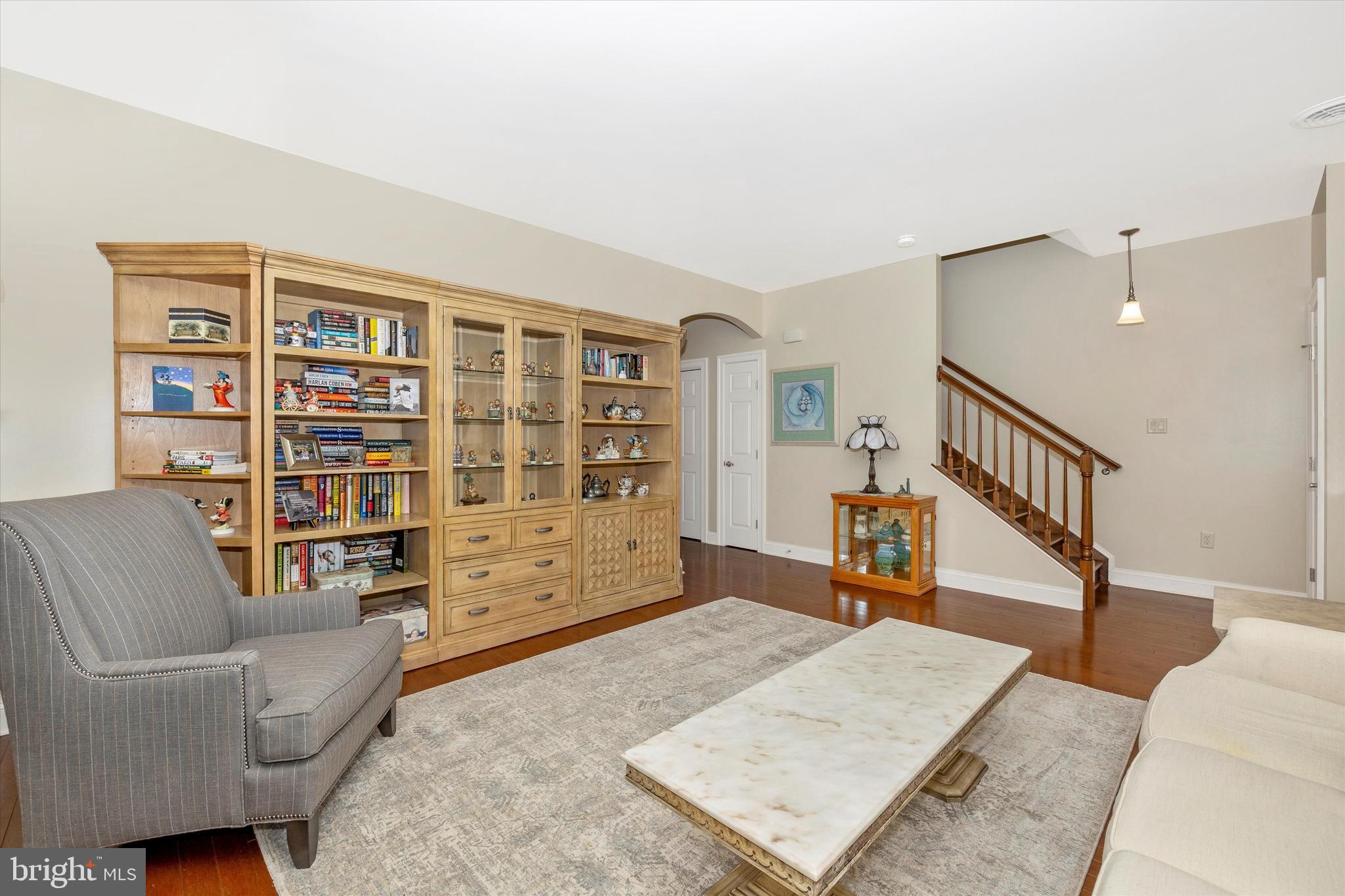 EMERALD POINTE - Residential