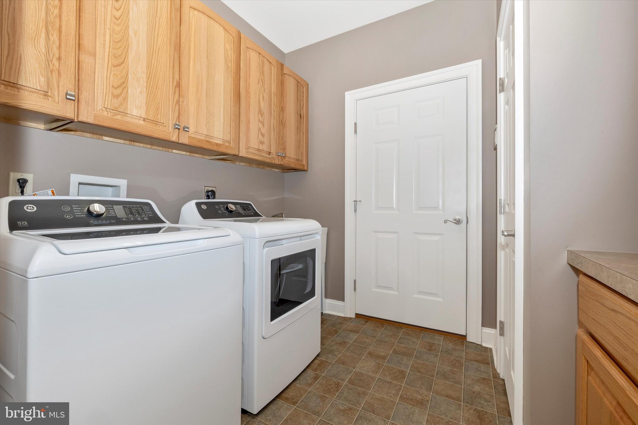 EMERALD POINTE - Residential