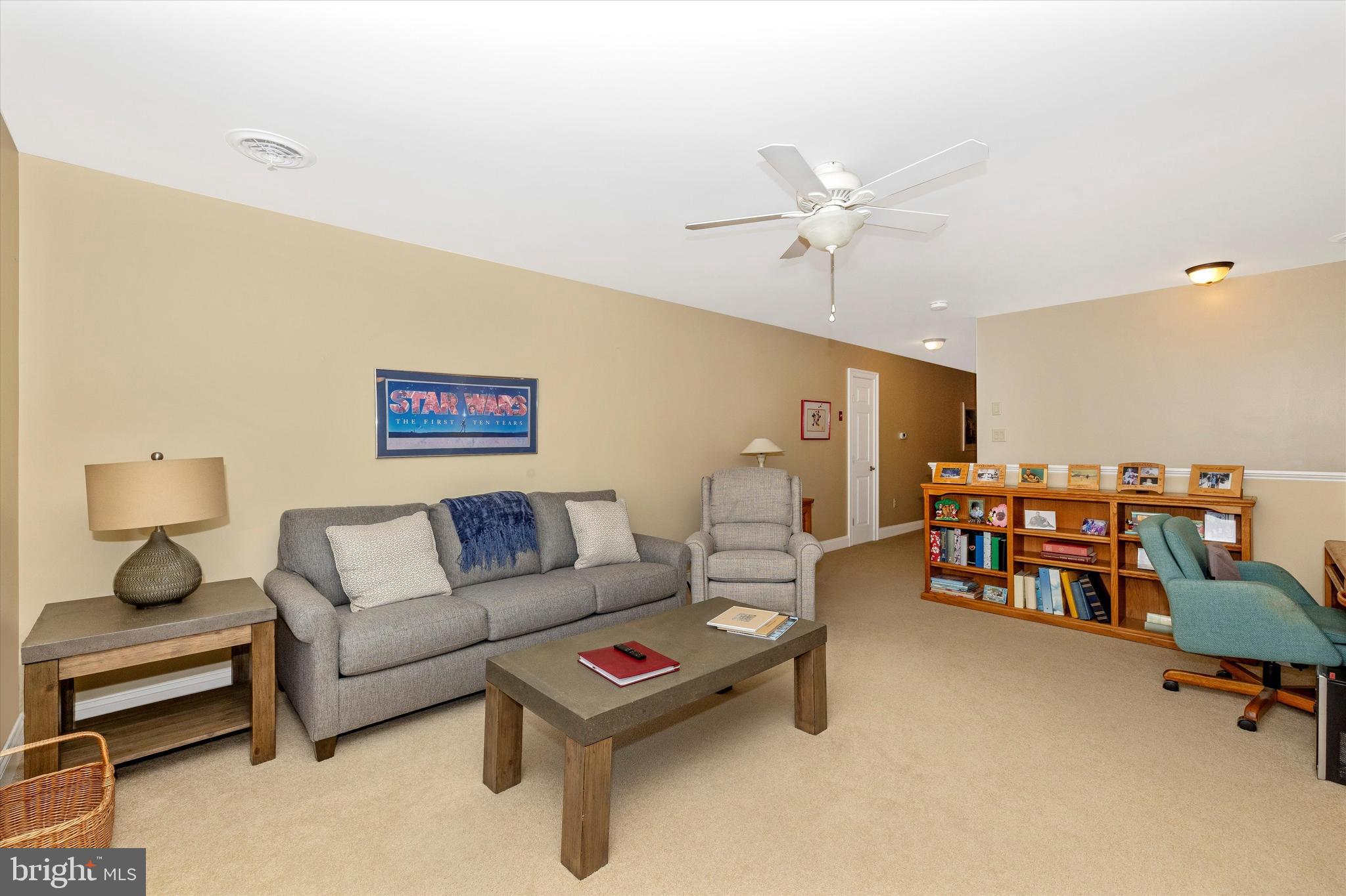 EMERALD POINTE - Residential