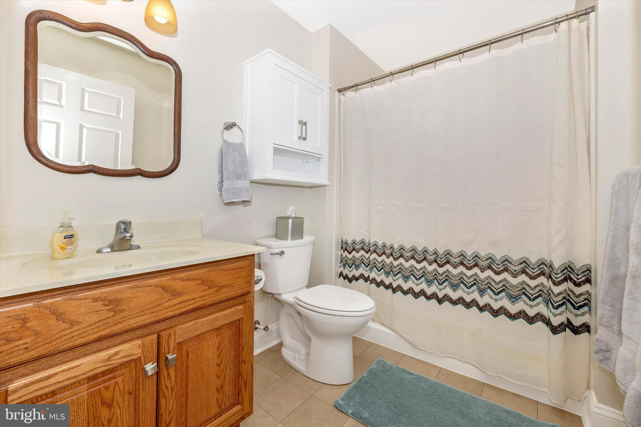 EMERALD POINTE - Residential