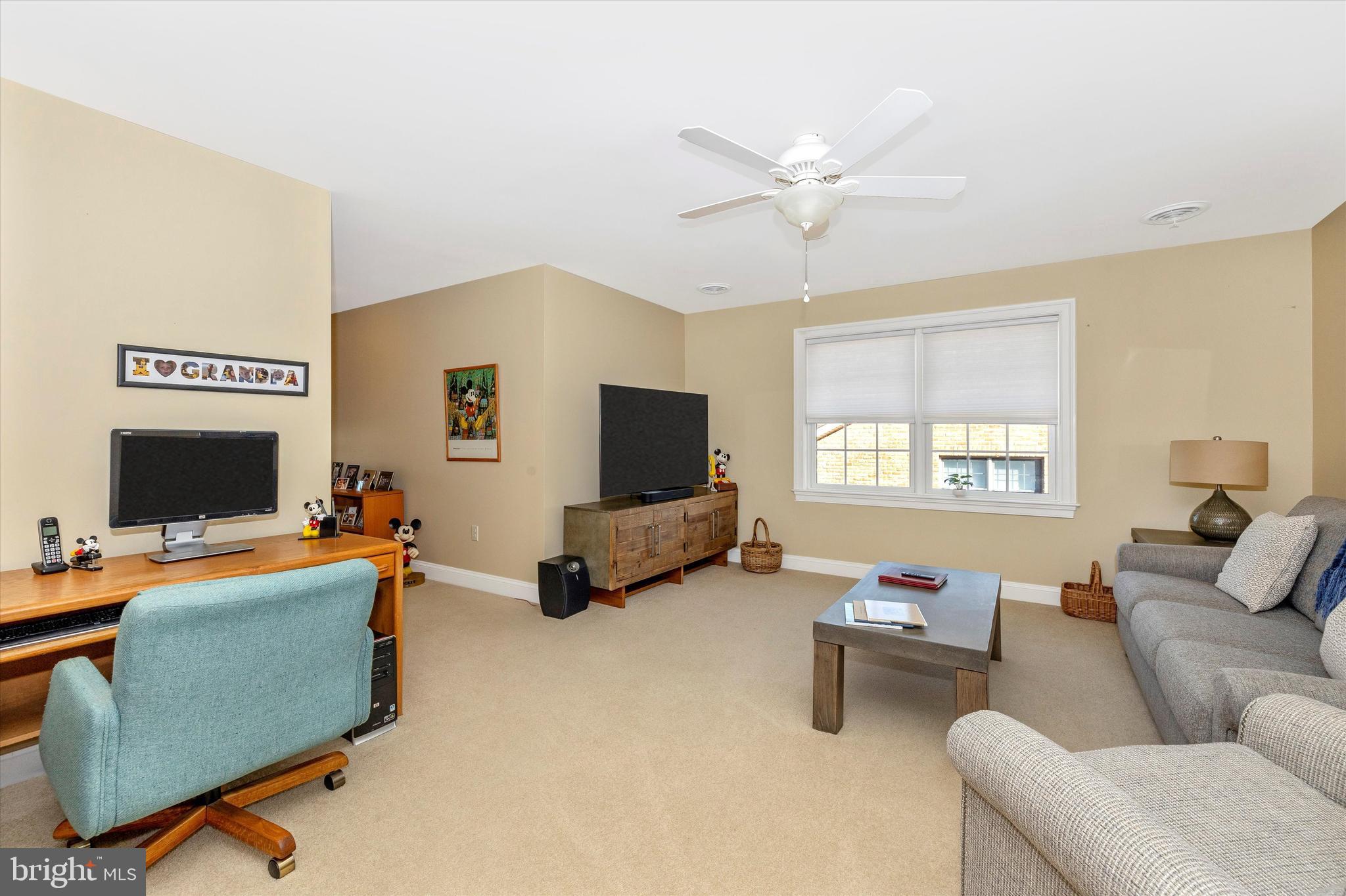 EMERALD POINTE - Residential