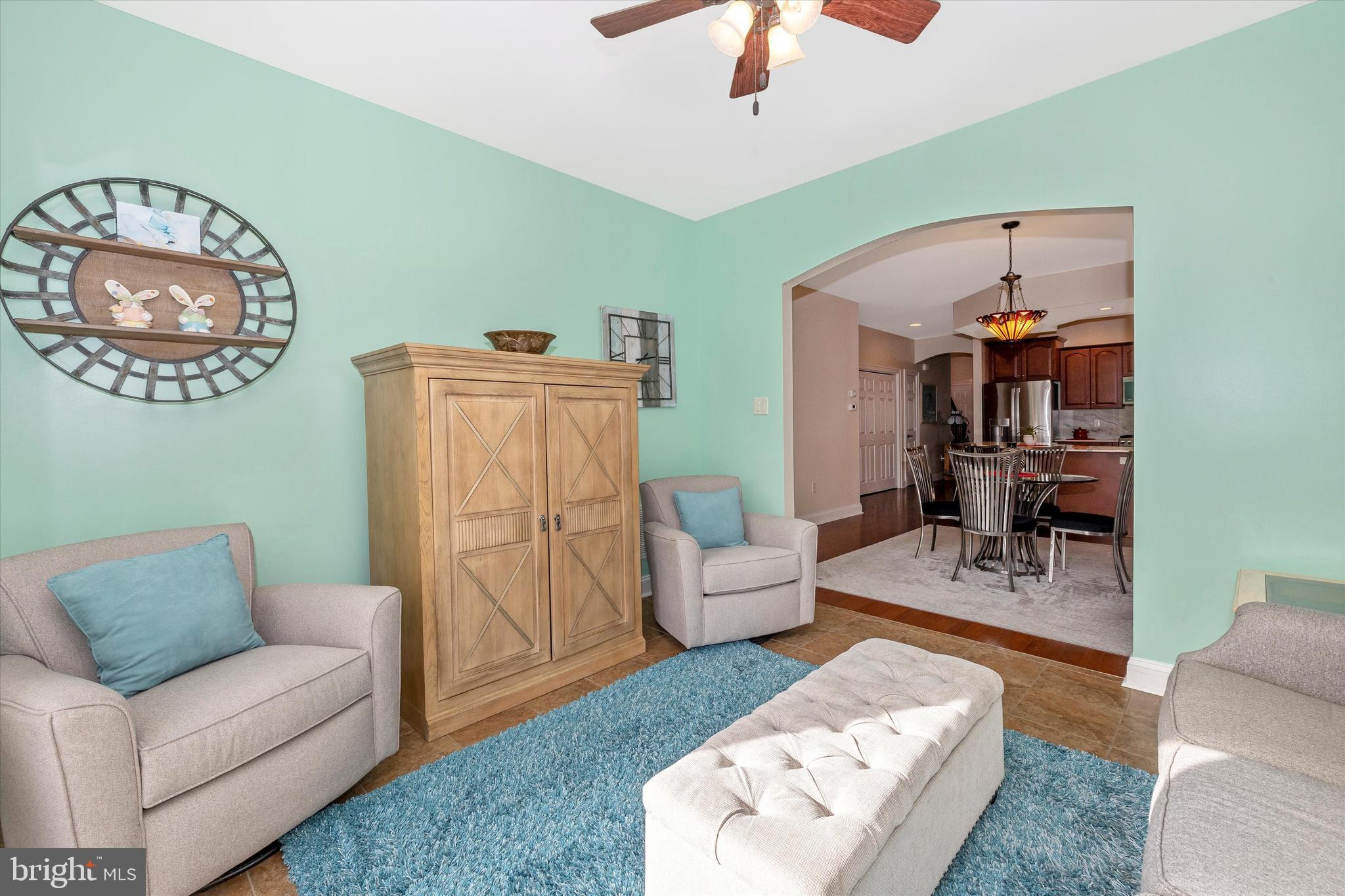 EMERALD POINTE - Residential