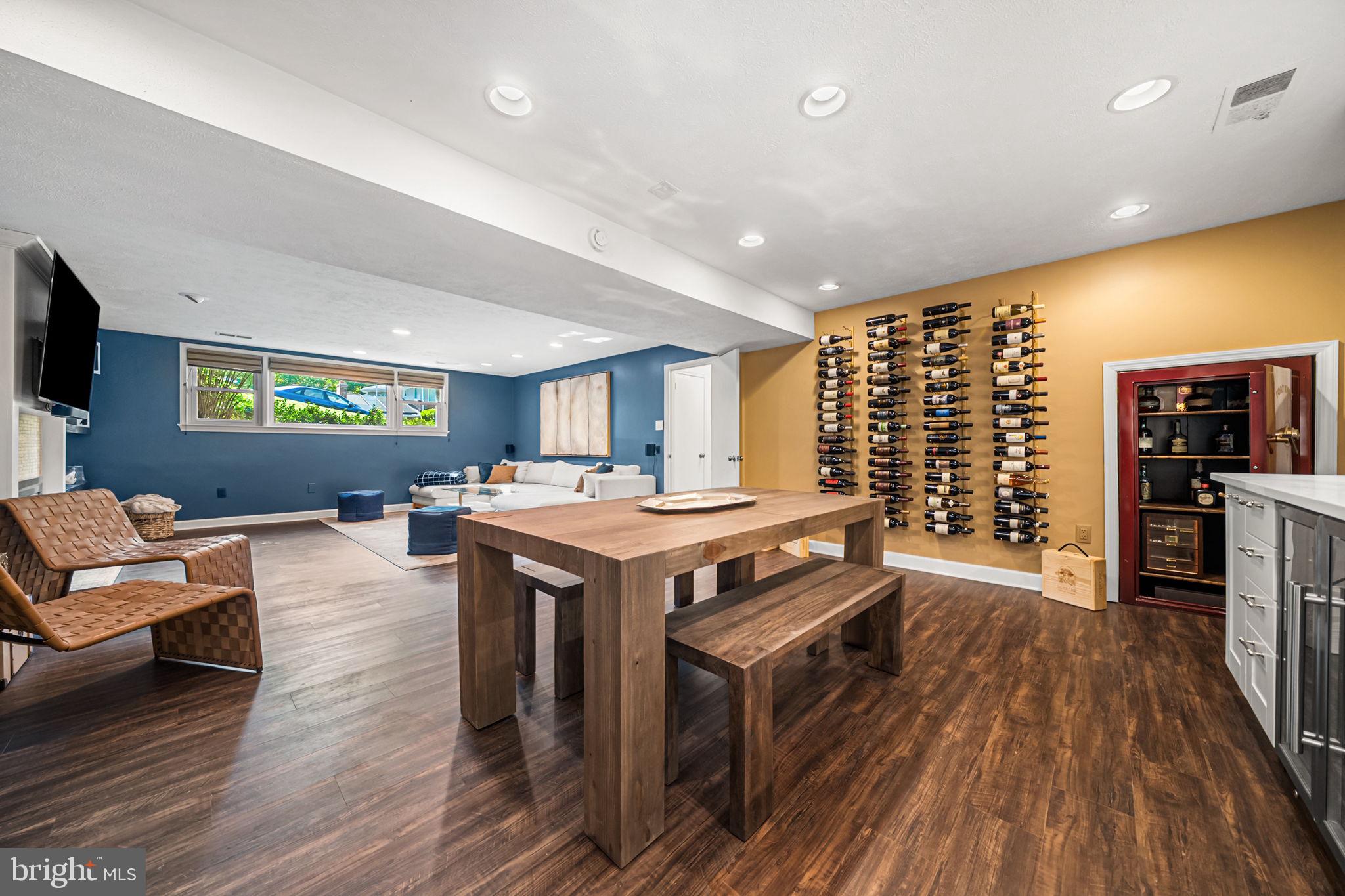 DONALDSON RUN - Residential