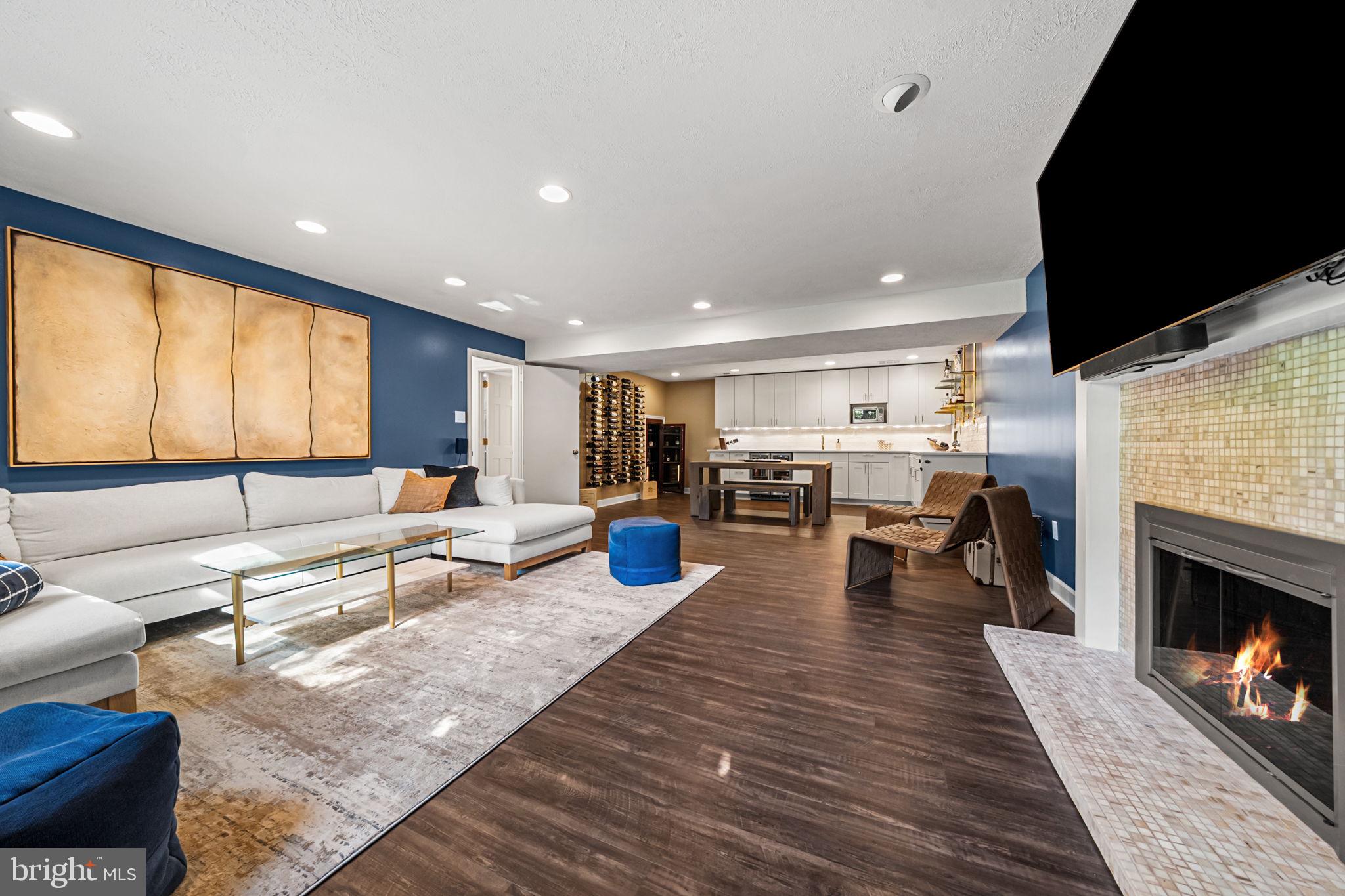 DONALDSON RUN - Residential