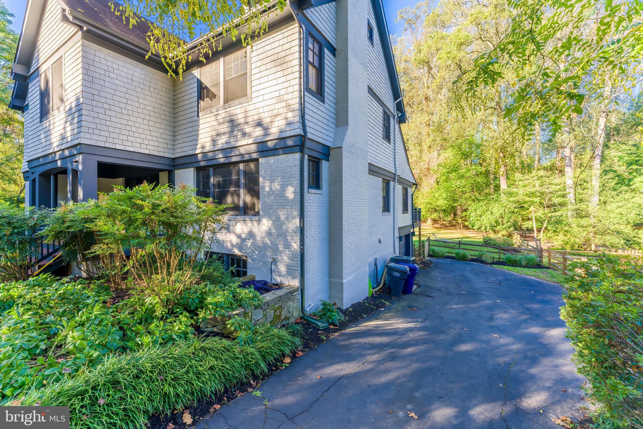 FRANKLIN PARK - Residential