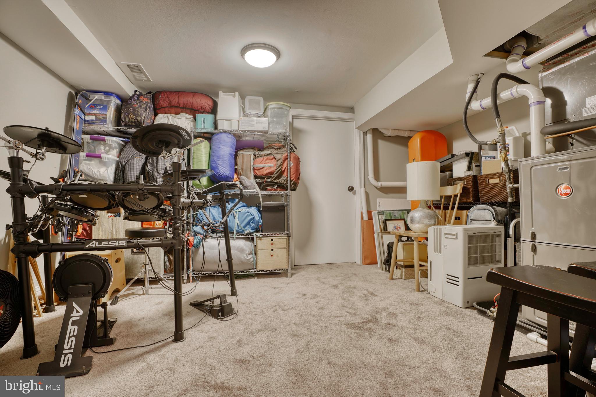 HIGHLANDTOWN - Residential