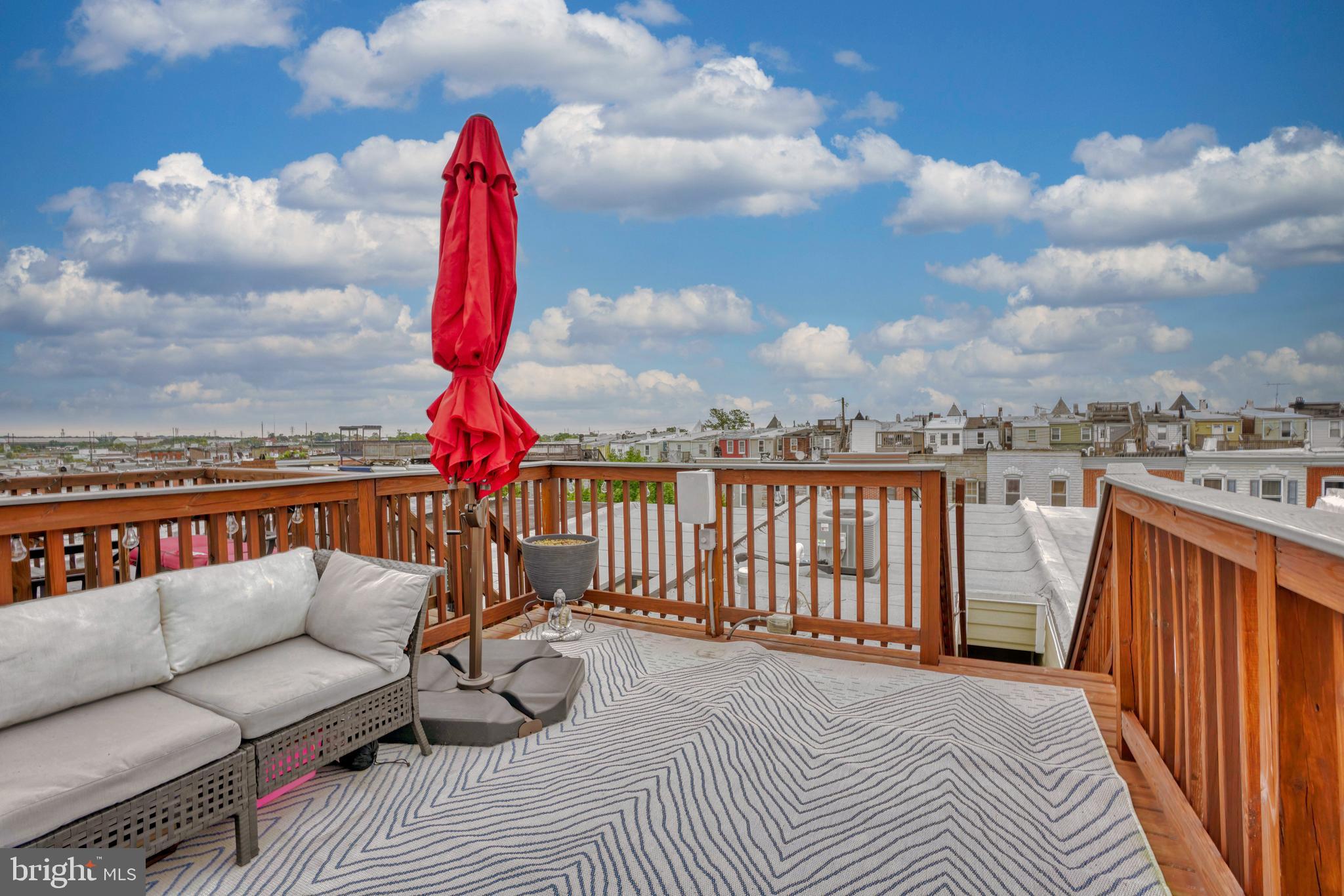 HIGHLANDTOWN - Residential