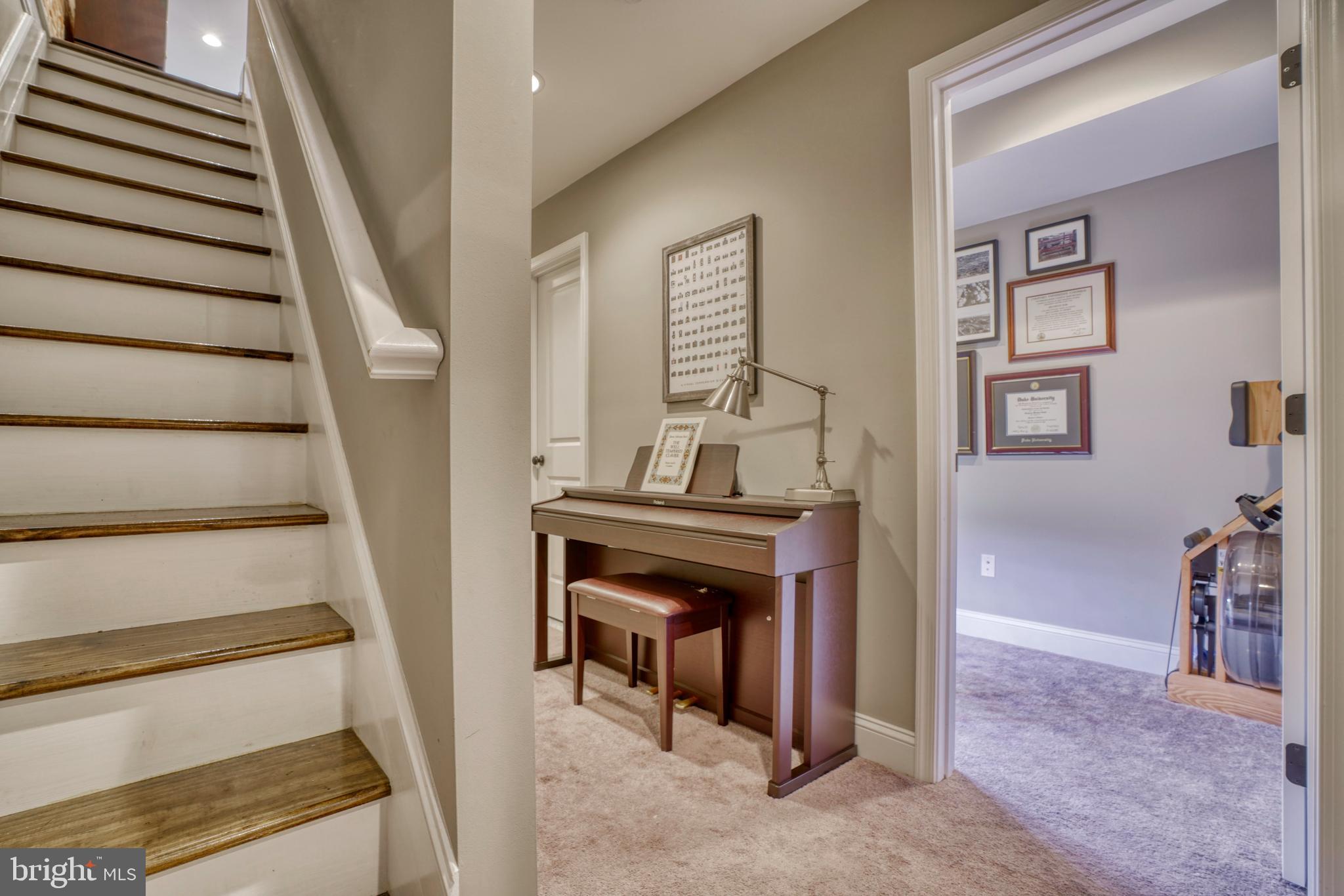 HIGHLANDTOWN - Residential