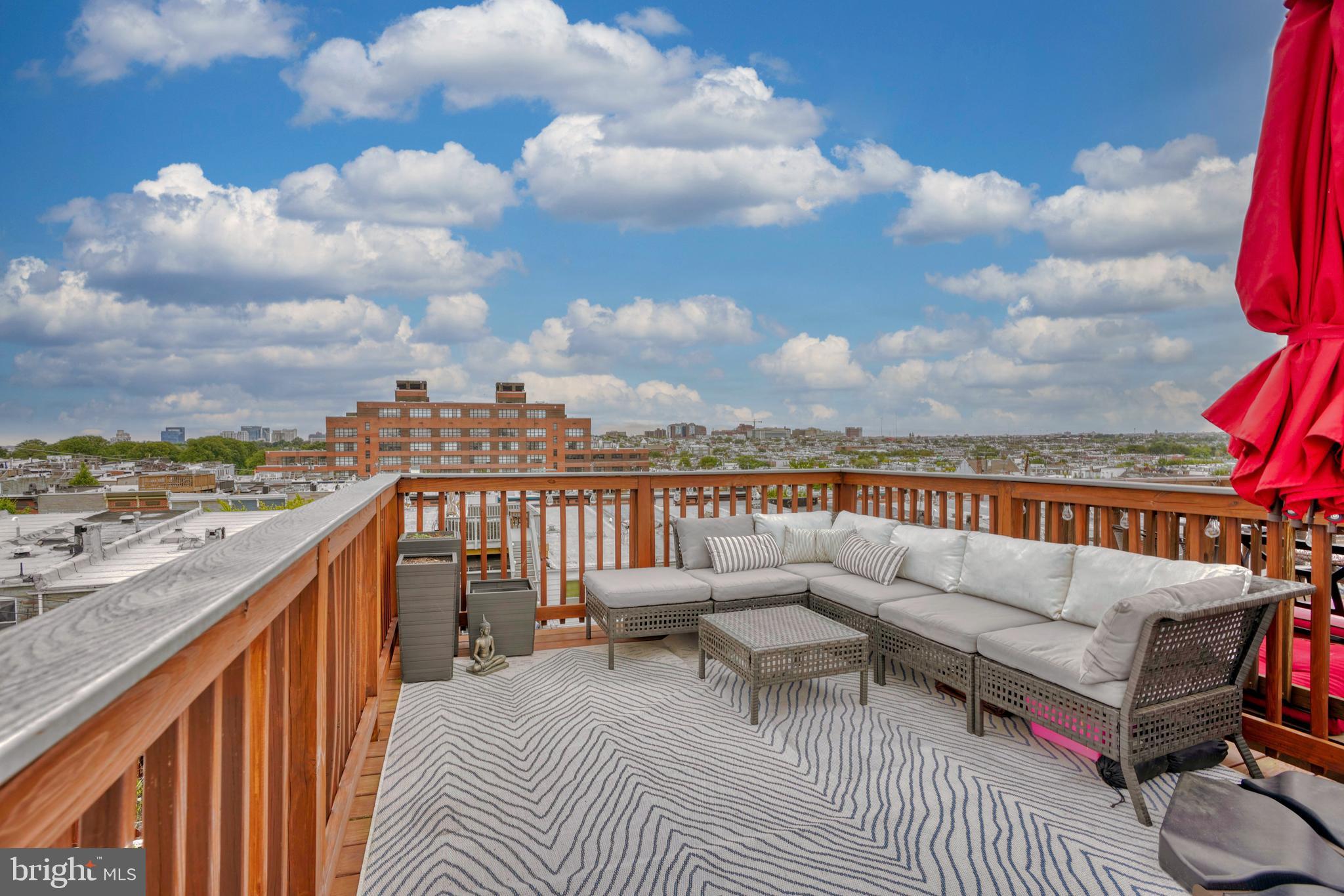 HIGHLANDTOWN - Residential