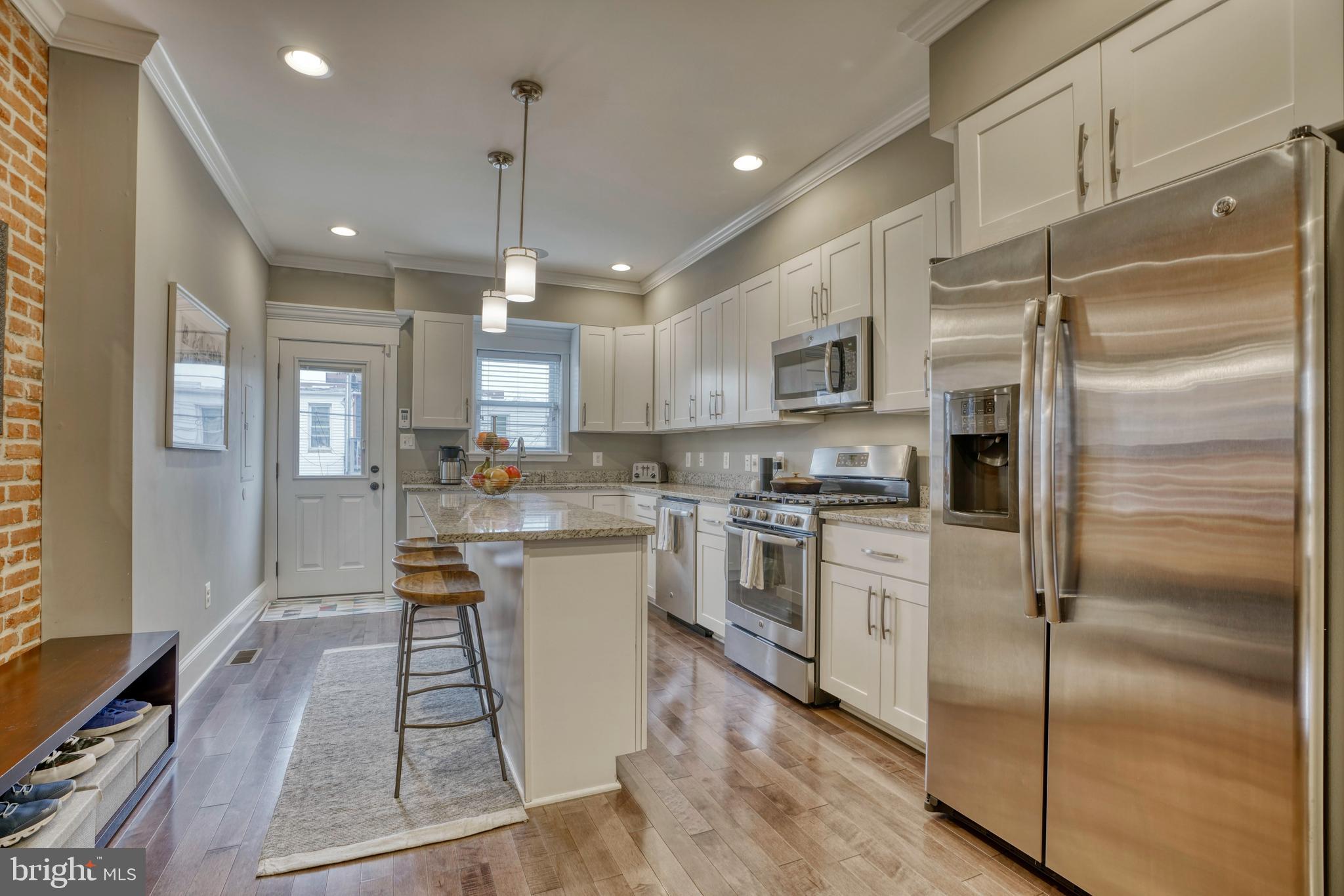 HIGHLANDTOWN - Residential