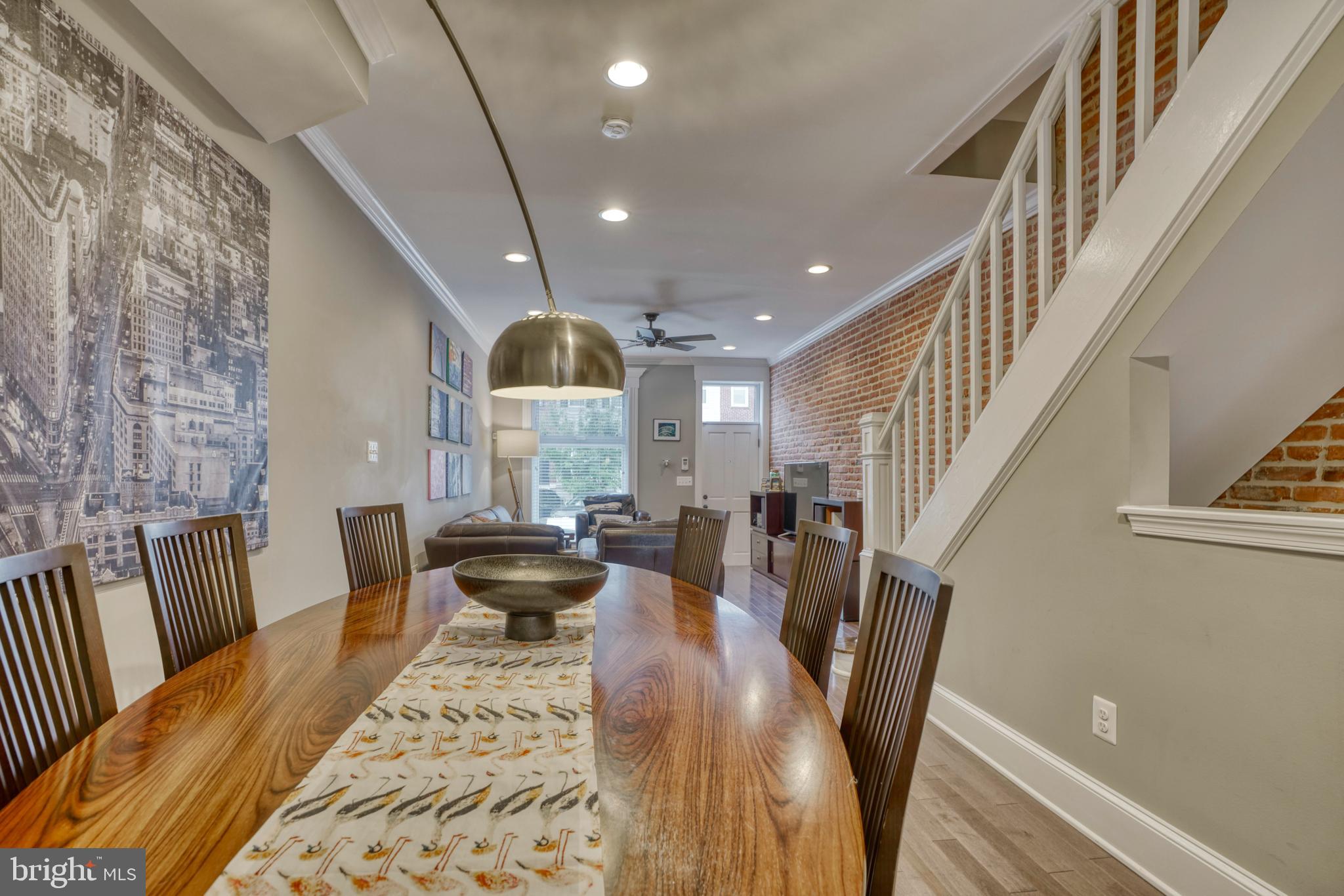 HIGHLANDTOWN - Residential