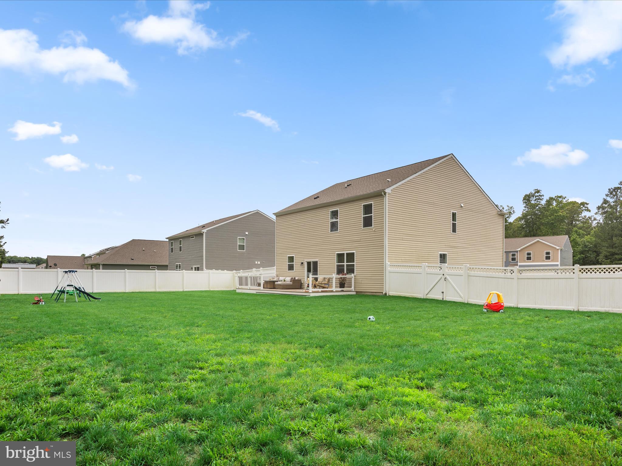 SASSAFRAS MEADOWS - Residential