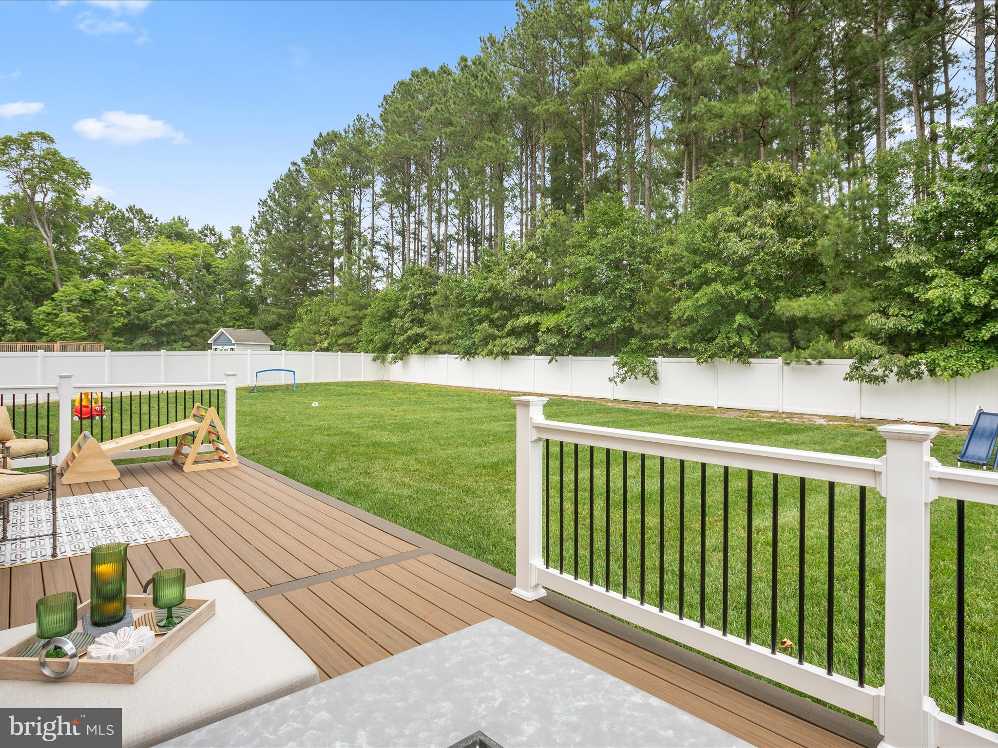 SASSAFRAS MEADOWS - Residential