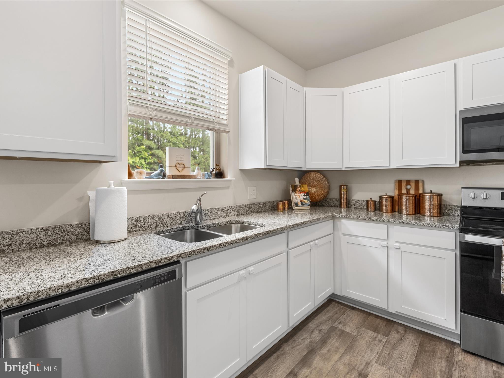 SASSAFRAS MEADOWS - Residential