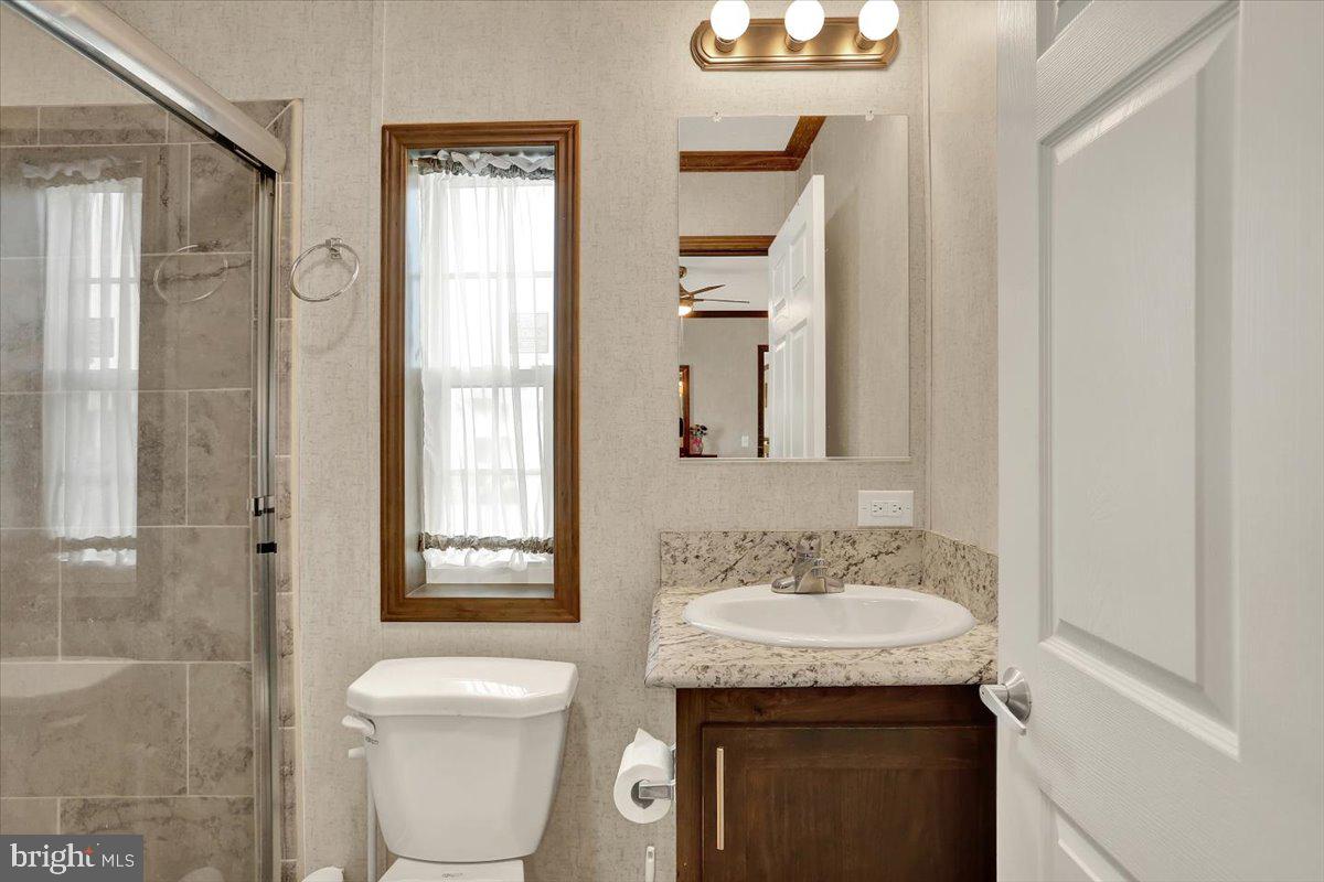 LAUREL COMMONS - Residential